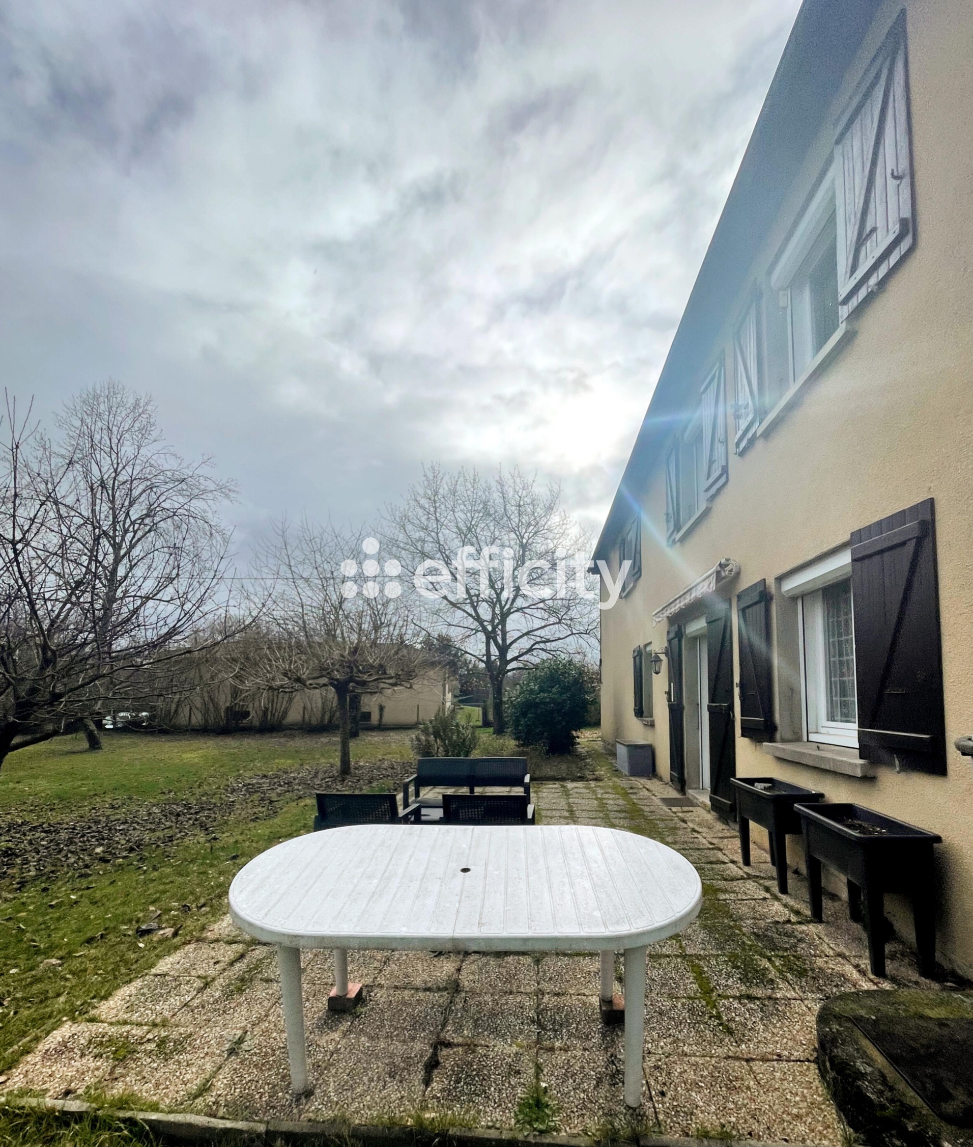 maison 8 pièces - 180m2 à Pamiers (09100)