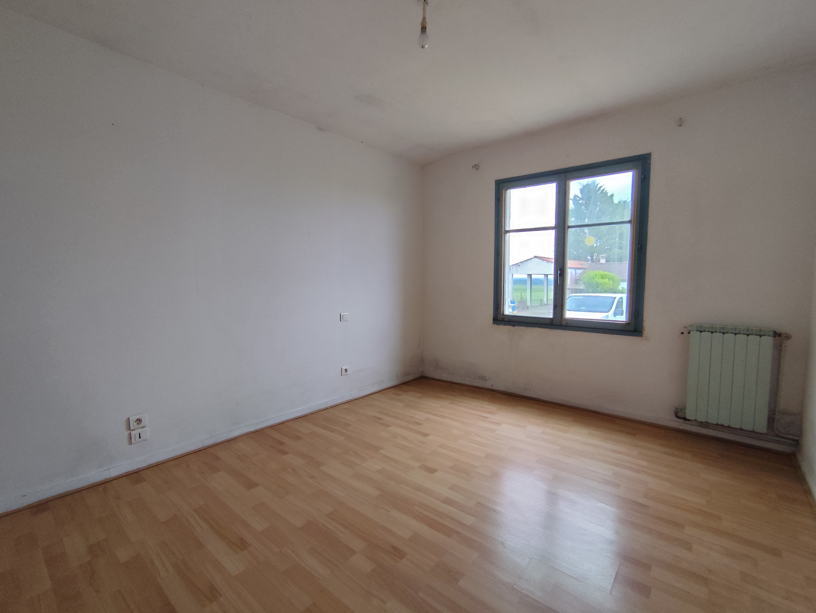 Achat immobilier Maison 8 pièces  180m2 à Chaniers (17610) - Photo n°11