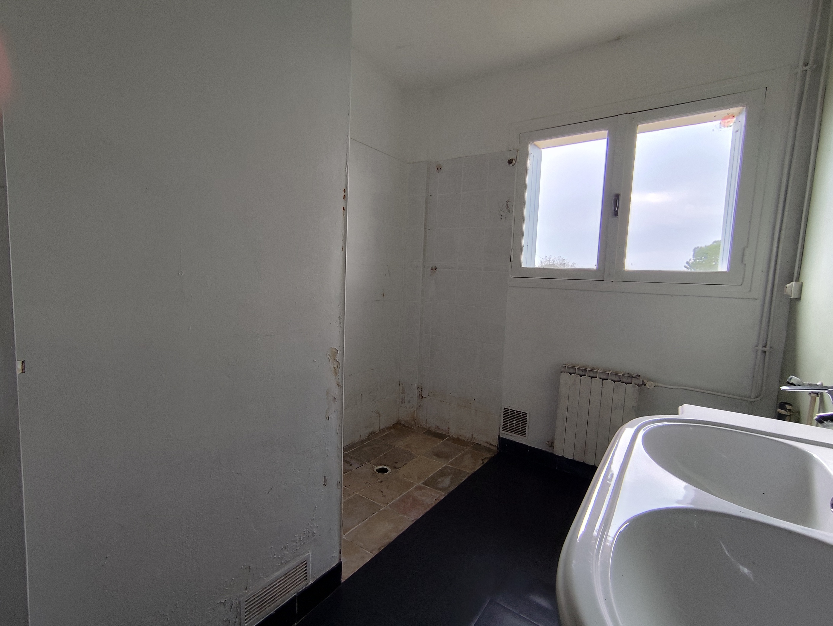 Achat immobilier Maison 8 pièces  180m2 à Chaniers (17610) - Photo n°5