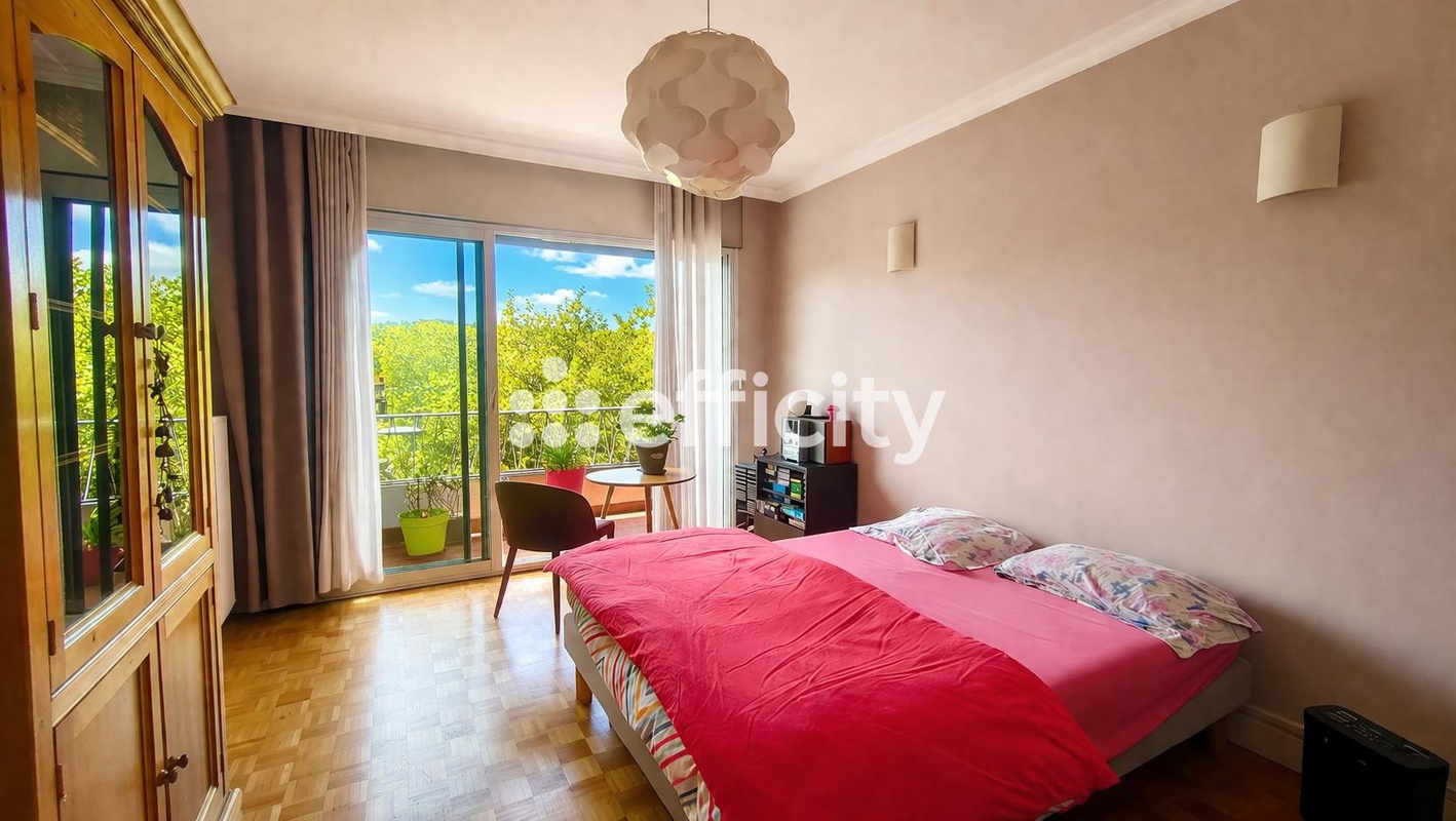 Achat immobilier Appartement 3 pièces  106m2 à Saint-Étienne (42100) - Photo n°5