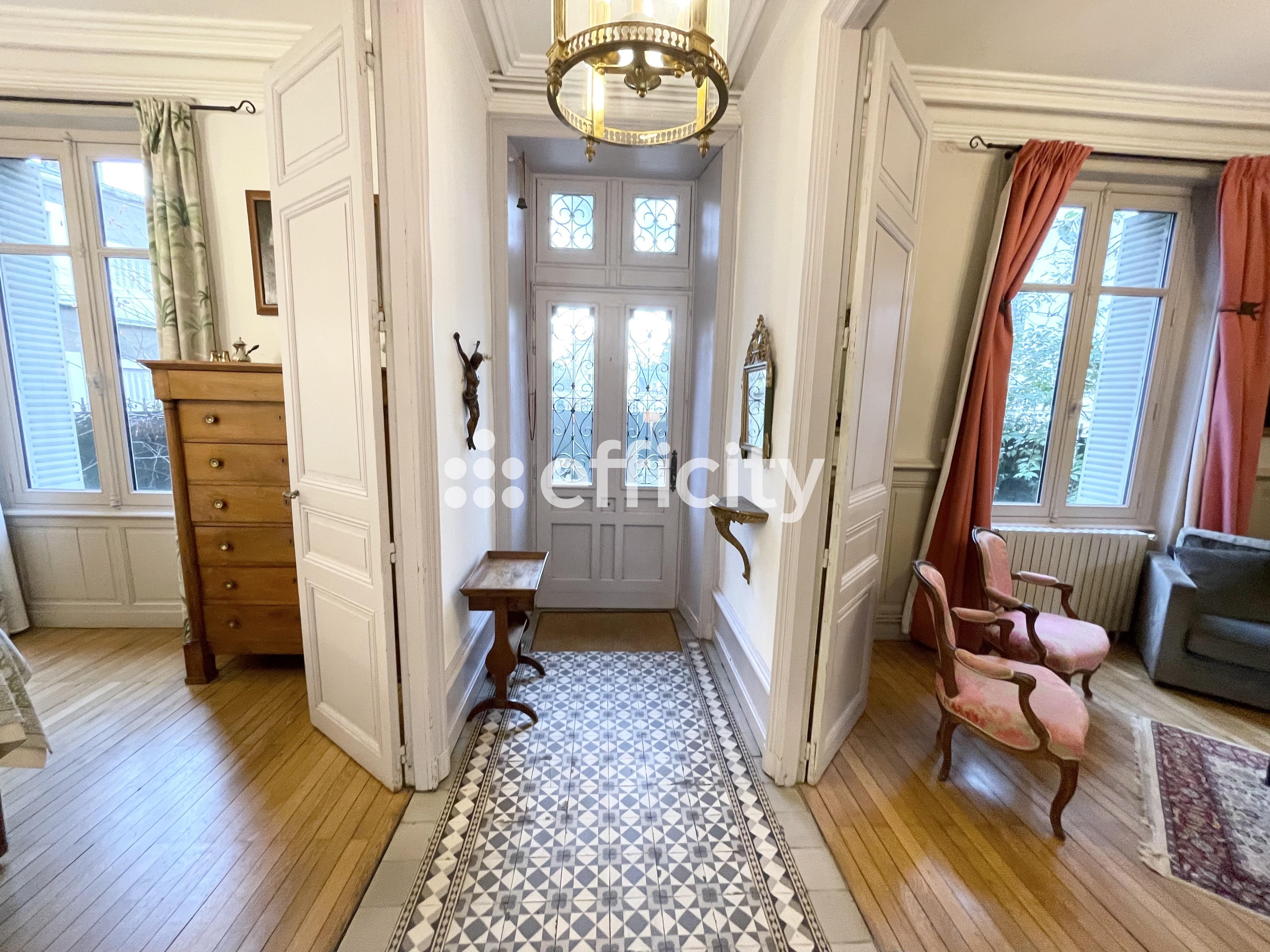 Achat immobilier Maison 11 pièces  255m2 à Nantes (44000) - Photo n°4