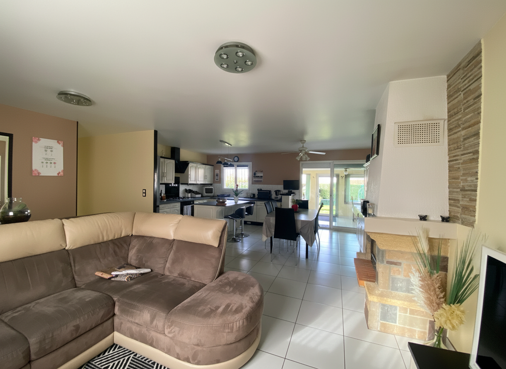 Achat immobilier Maison 5 pièces  100m2 à Bassens (33530) - Photo n°5