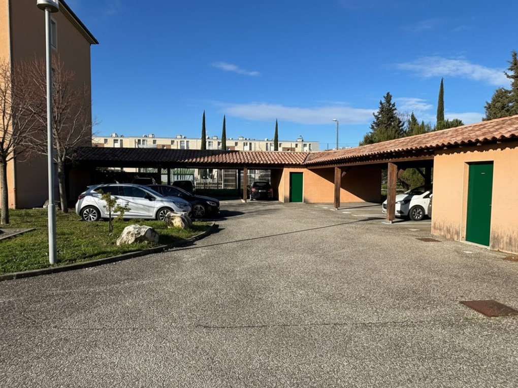 Achat immobilier Appartement 2 pièces  48m2 à Donzère (26290) - Photo n°4