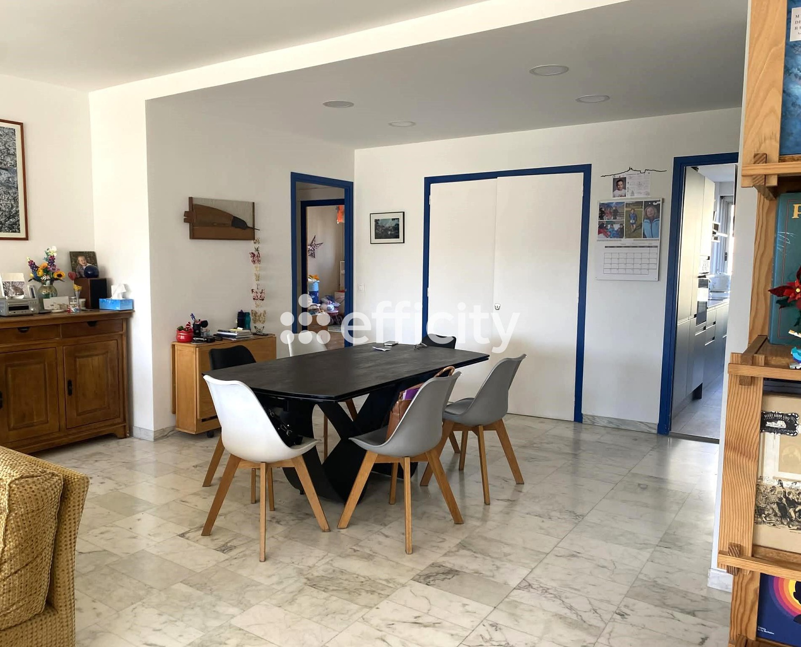 Achat immobilier Appartement 5 pièces  166m2 à Marseille (13008) - Photo n°4