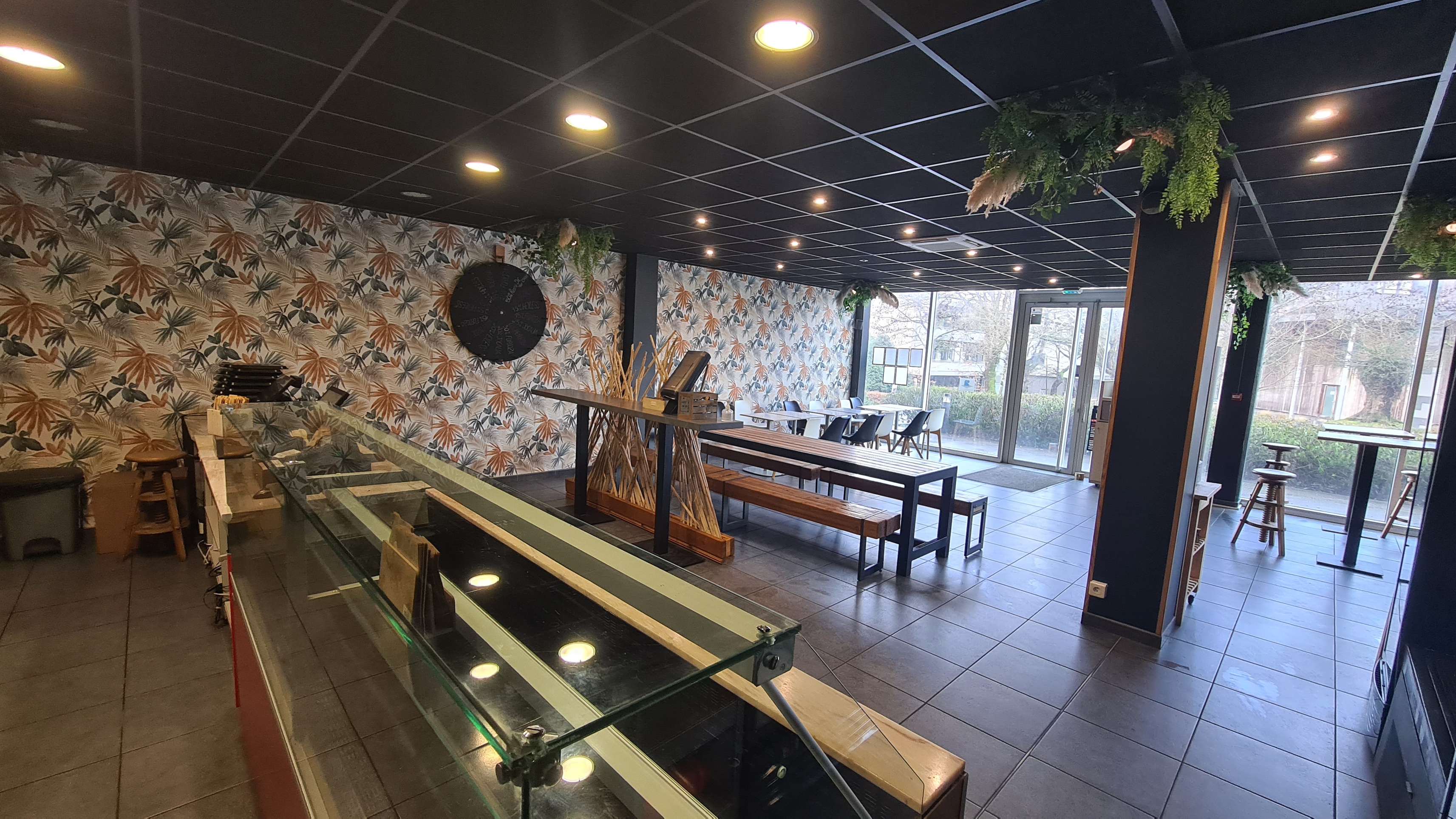 Achat immobilier Fonds de commerce   180m2 à Saint-Herblain (44800) - Photo n°1