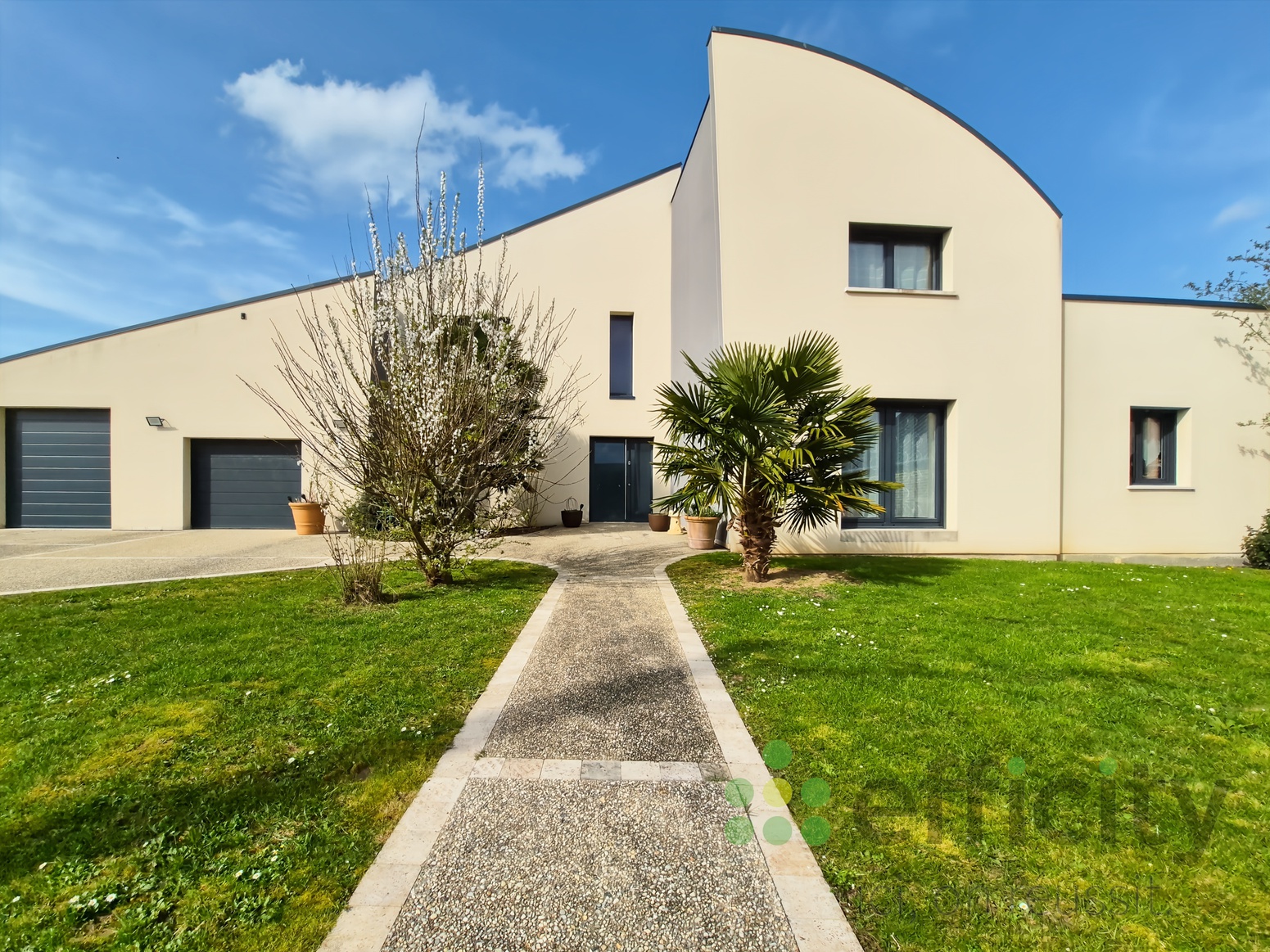 maison 8 pièces - 270m2 à Vendôme (41100)