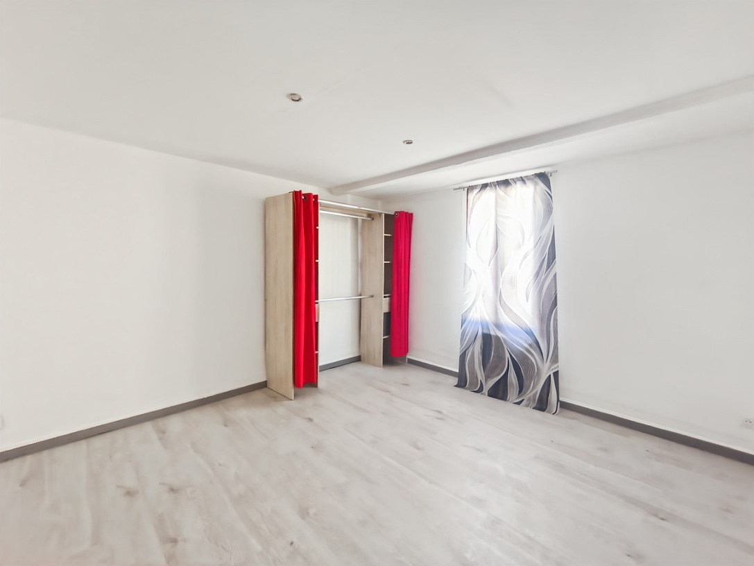 Achat immobilier Appartement 3 pièces  61m2 à Clermont-l'Hérault (34800) - Photo n°5