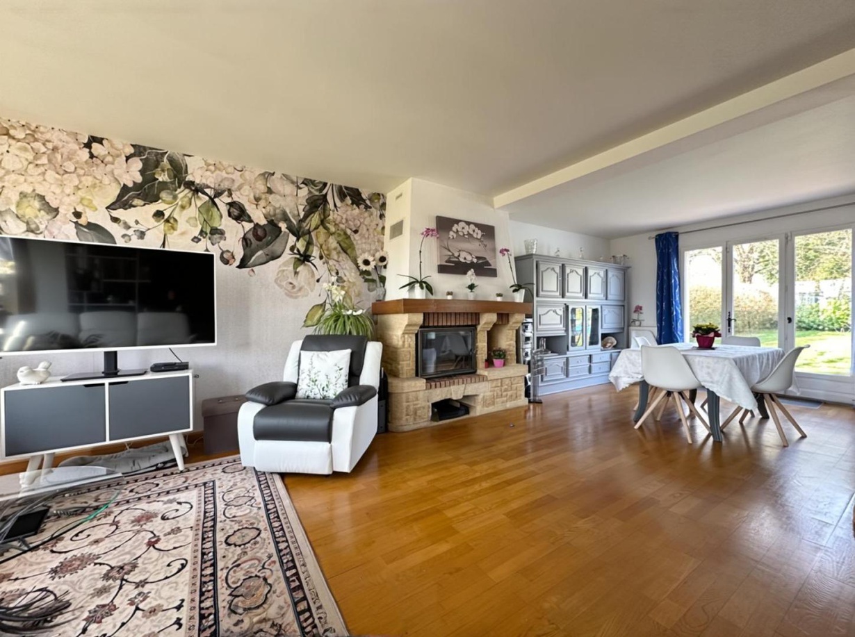 Achat immobilier Maison 6 pièces  140m2 à Étréchy (91580) - Photo n°4