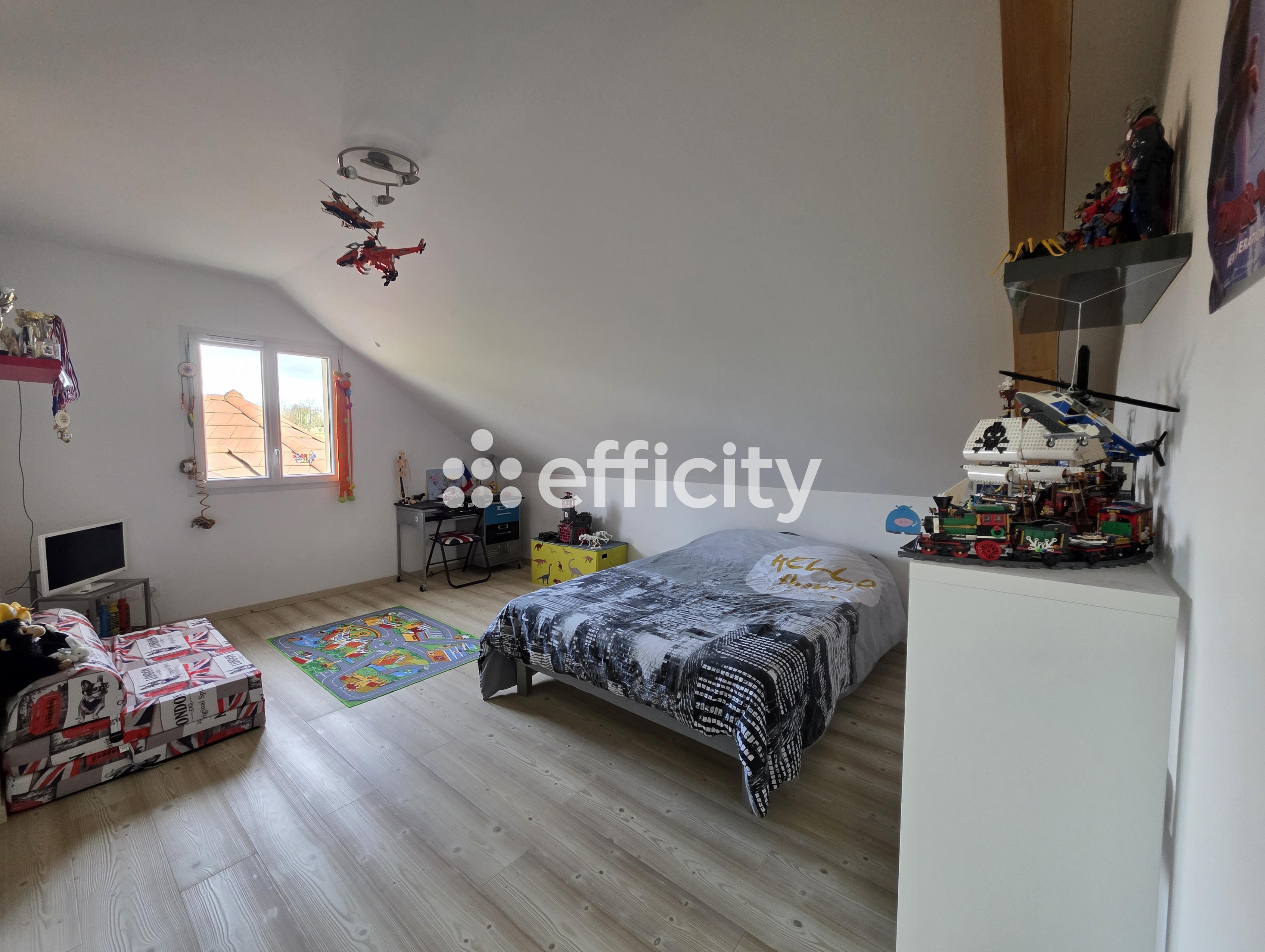 Achat immobilier Maison 5 pièces  181m2 à Cressin-Rochefort (01350) - Photo n°14