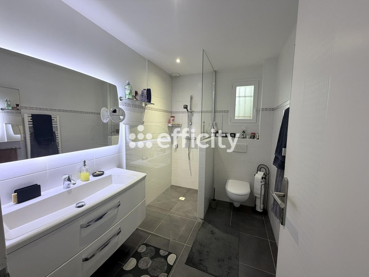 Achat immobilier Maison 6 pièces  123m2 à Vélines (24230) - Photo n°14