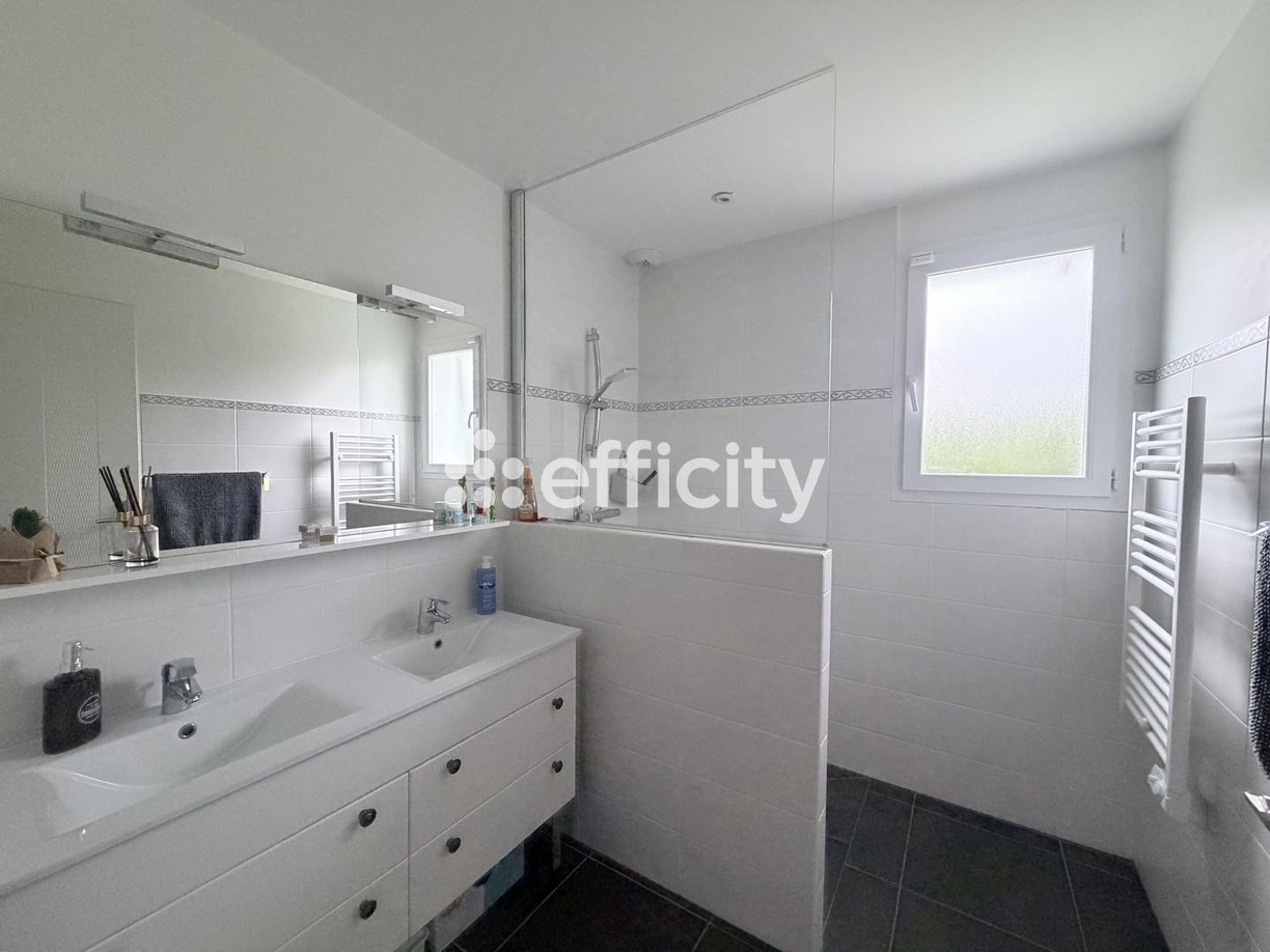 Achat immobilier Maison 6 pièces  123m2 à Vélines (24230) - Photo n°16