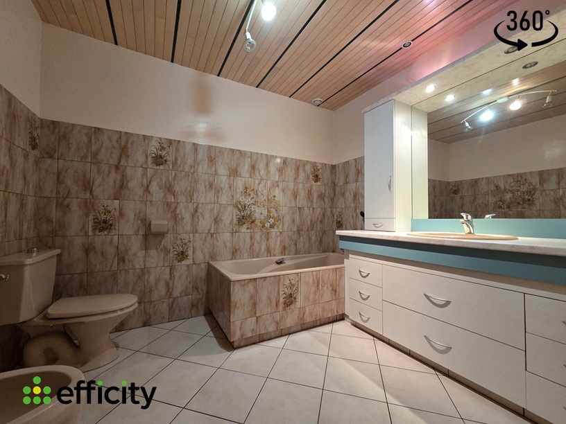 Achat immobilier Maison 8 pièces  186m2 à Saint-Pair-sur-Mer (50380) - Photo n°9