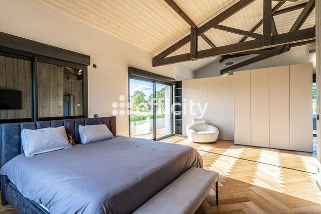 Achat immobilier Maison 14 pièces  686m2 à Villenave-d'Ornon (33140) - Photo n°5