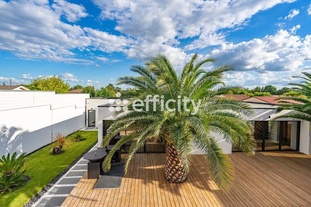 Achat immobilier Maison 14 pièces  686m2 à Villenave-d'Ornon (33140) - Photo n°8