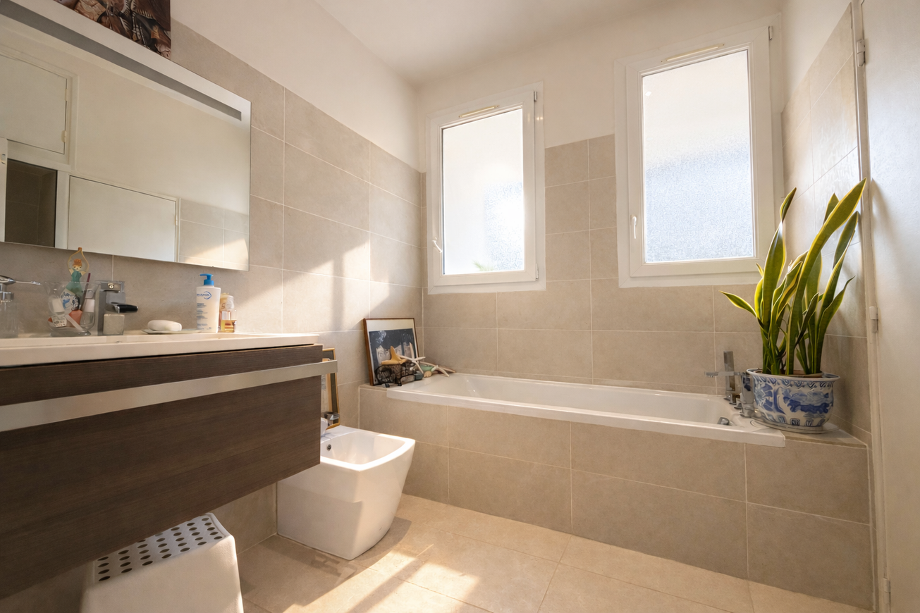 Achat immobilier Appartement 4 pièces  103m2 à Marseille (13008) - Photo n°5