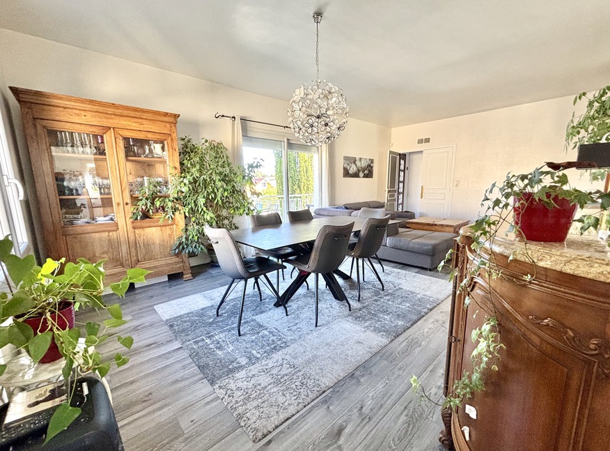 Achat immobilier Maison 6 pièces  185m2 à Mérignac (33700) - Photo n°1