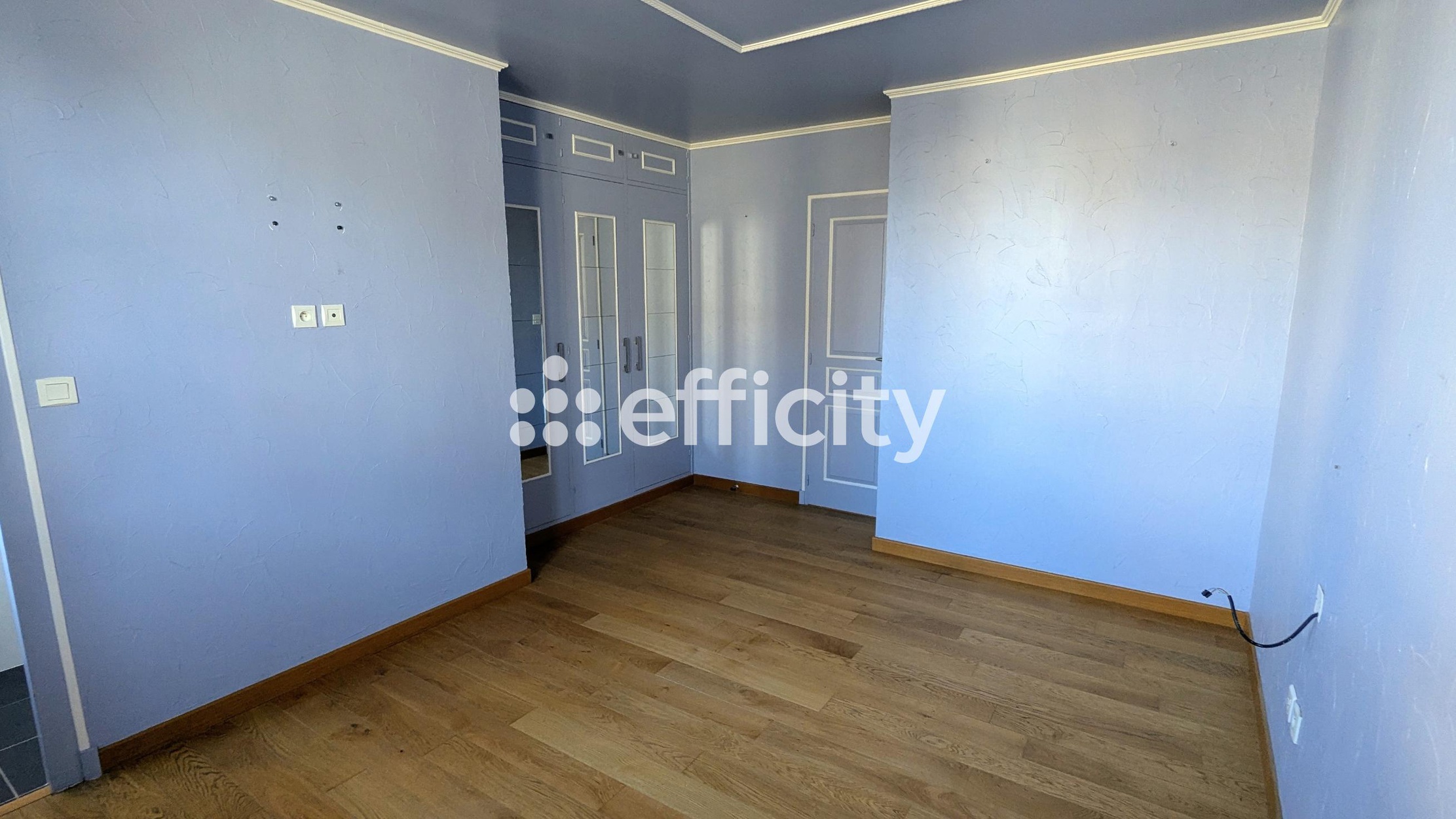 Achat immobilier Immeuble 7 pièces  205m2 à Barbezieux-Saint-Hilaire (16300) - Photo n°8
