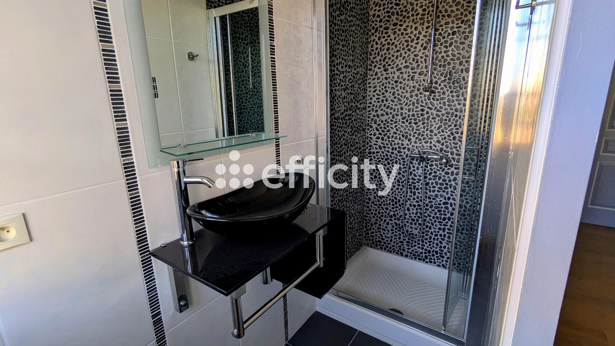 Achat immobilier Immeuble 7 pièces  205m2 à Barbezieux-Saint-Hilaire (16300) - Photo n°9