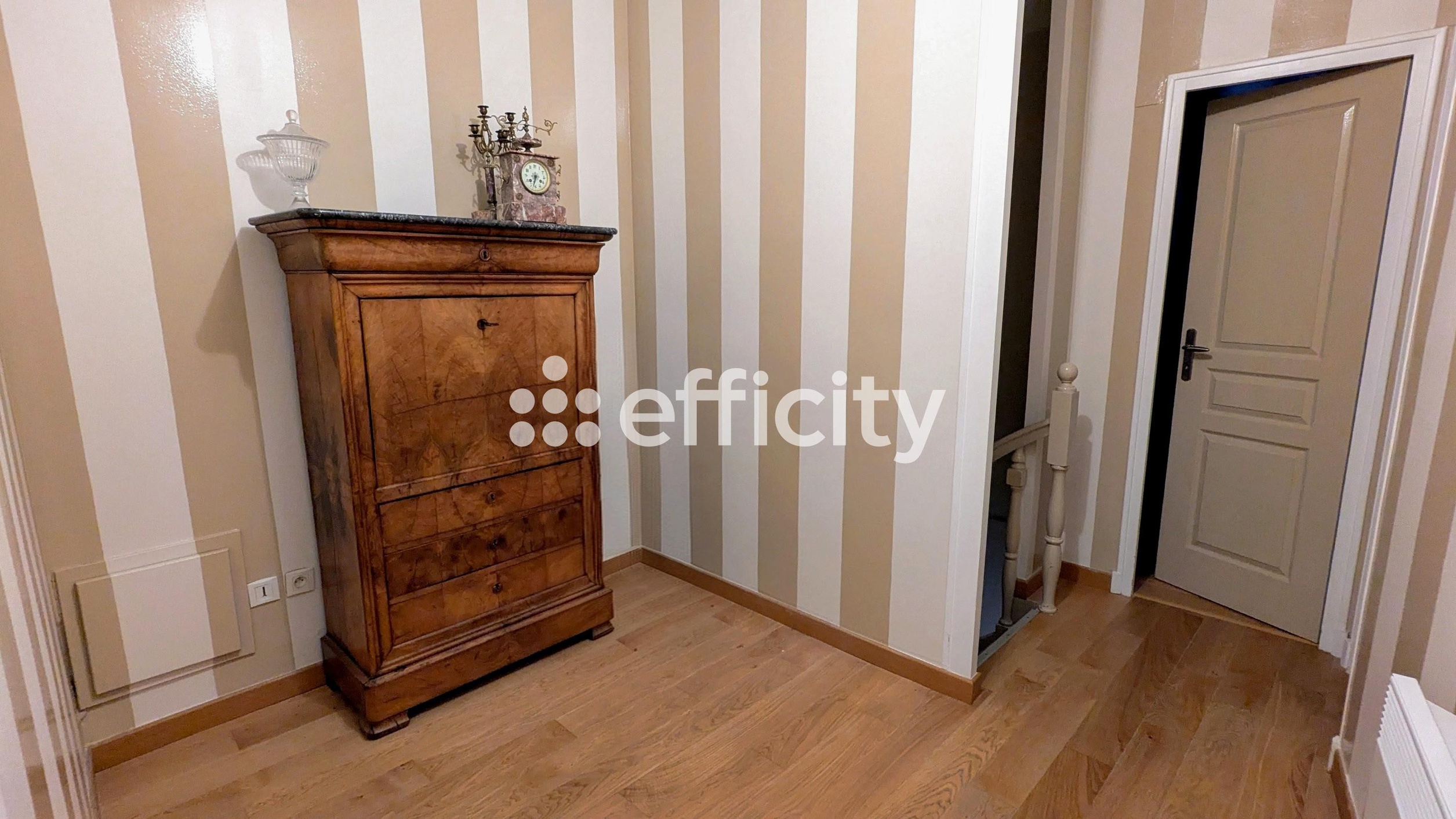 Achat immobilier Immeuble 7 pièces  205m2 à Barbezieux-Saint-Hilaire (16300) - Photo n°12