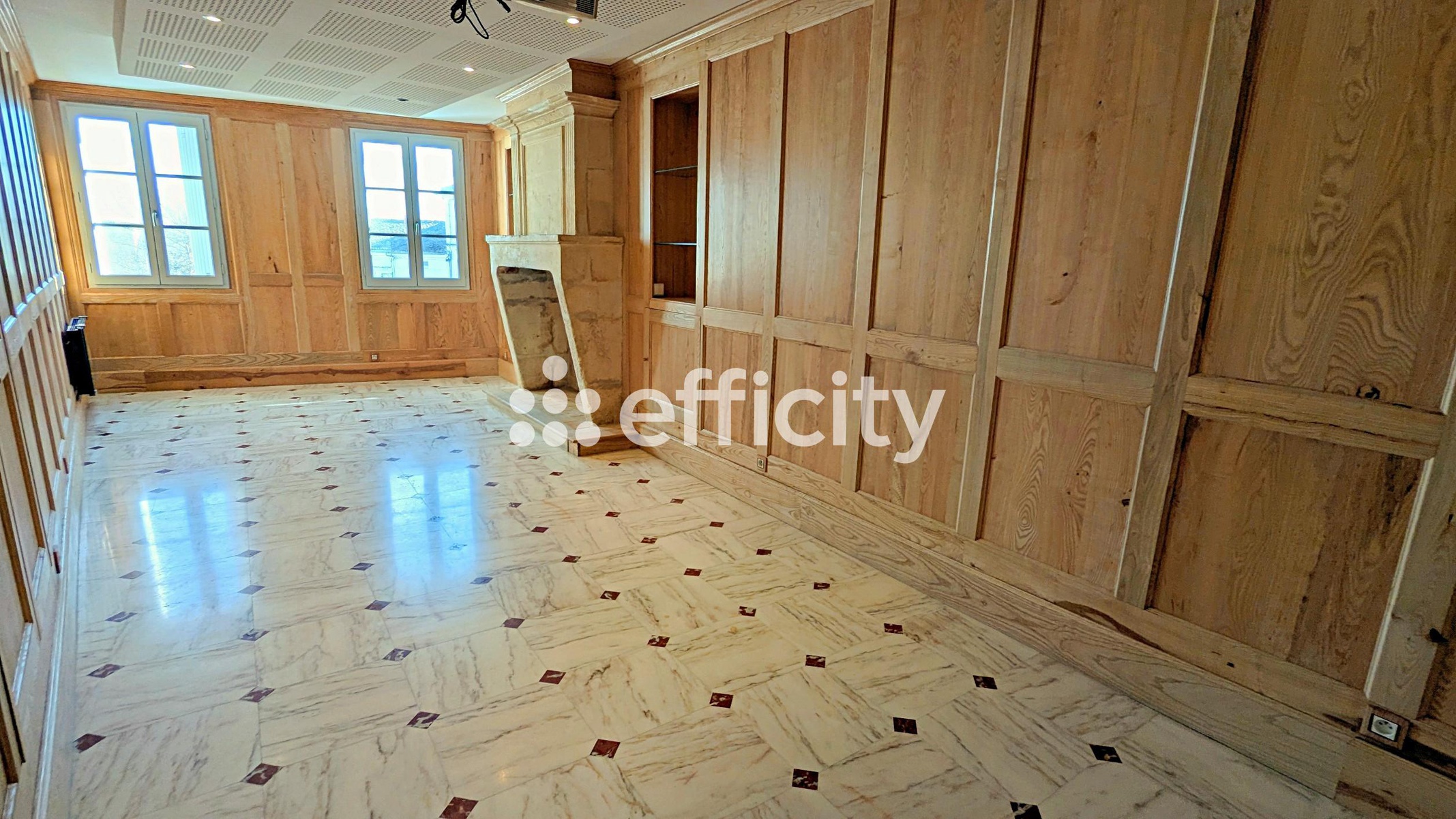 Achat immobilier Immeuble 7 pièces  205m2 à Barbezieux-Saint-Hilaire (16300) - Photo n°5