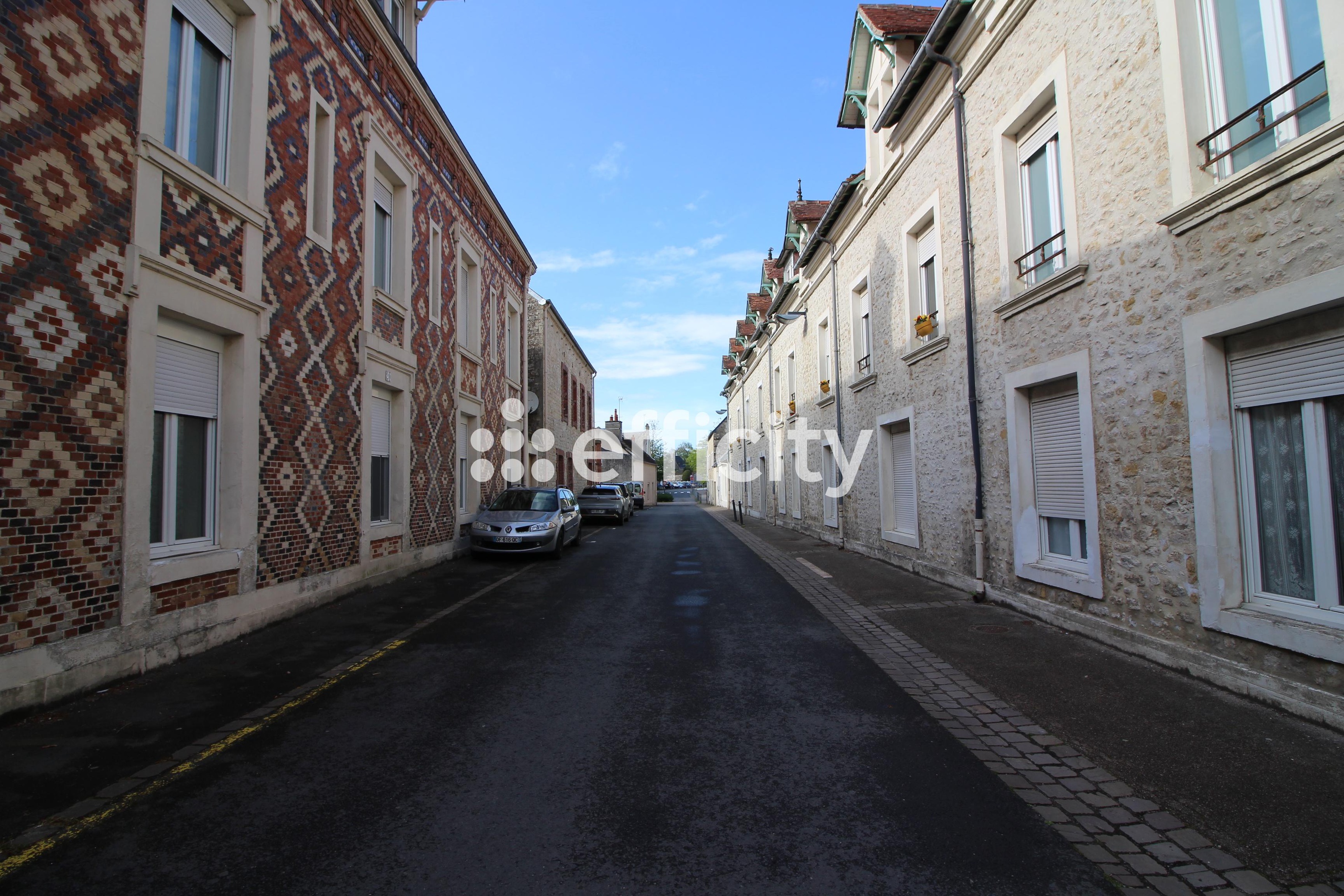 Achat immobilier Immeuble 6 pièces  200m2 à Isigny-sur-Mer (14230) - Photo n°1