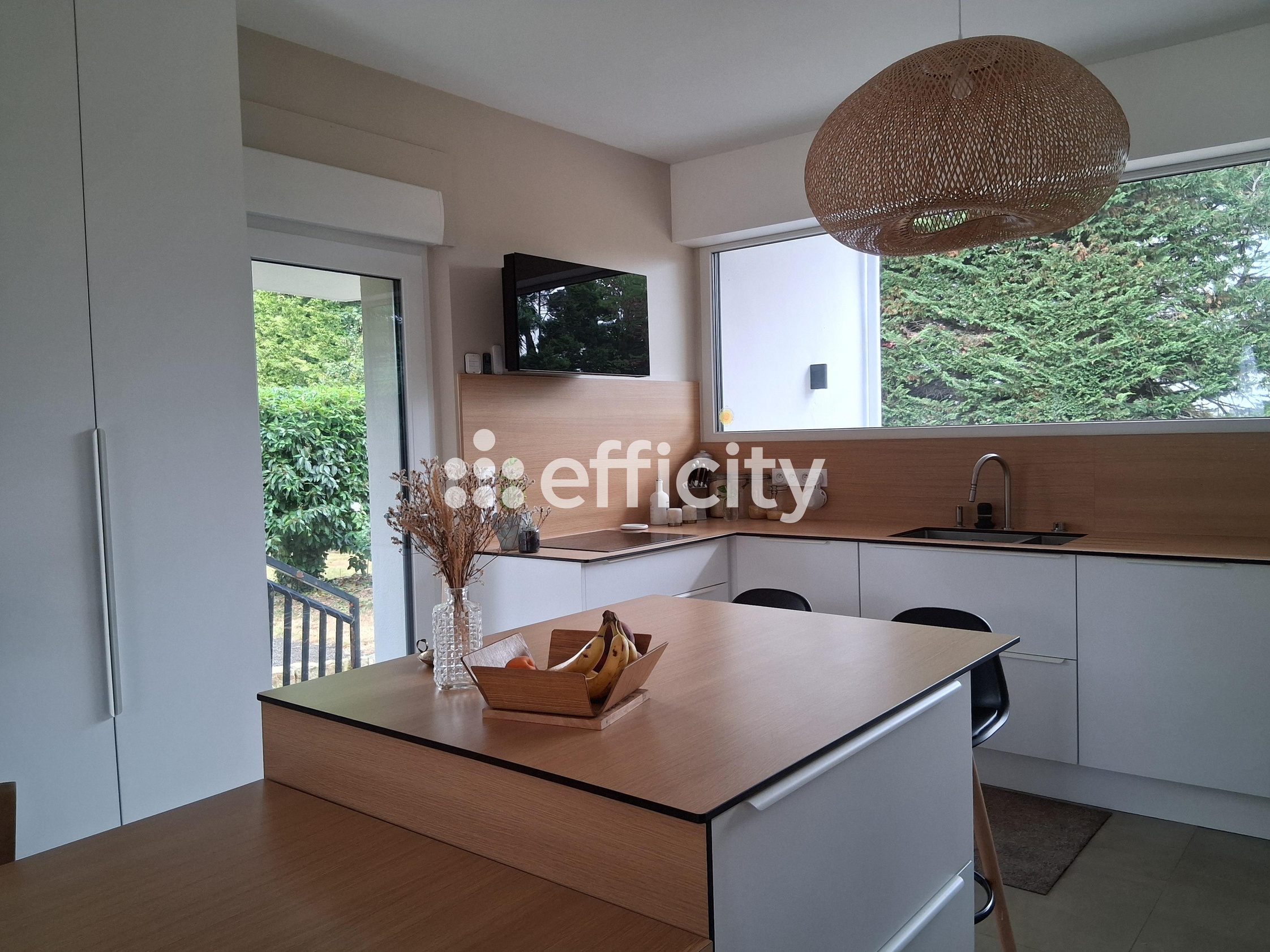 maison 10 pièces - 208m2 à Alençon (61000)