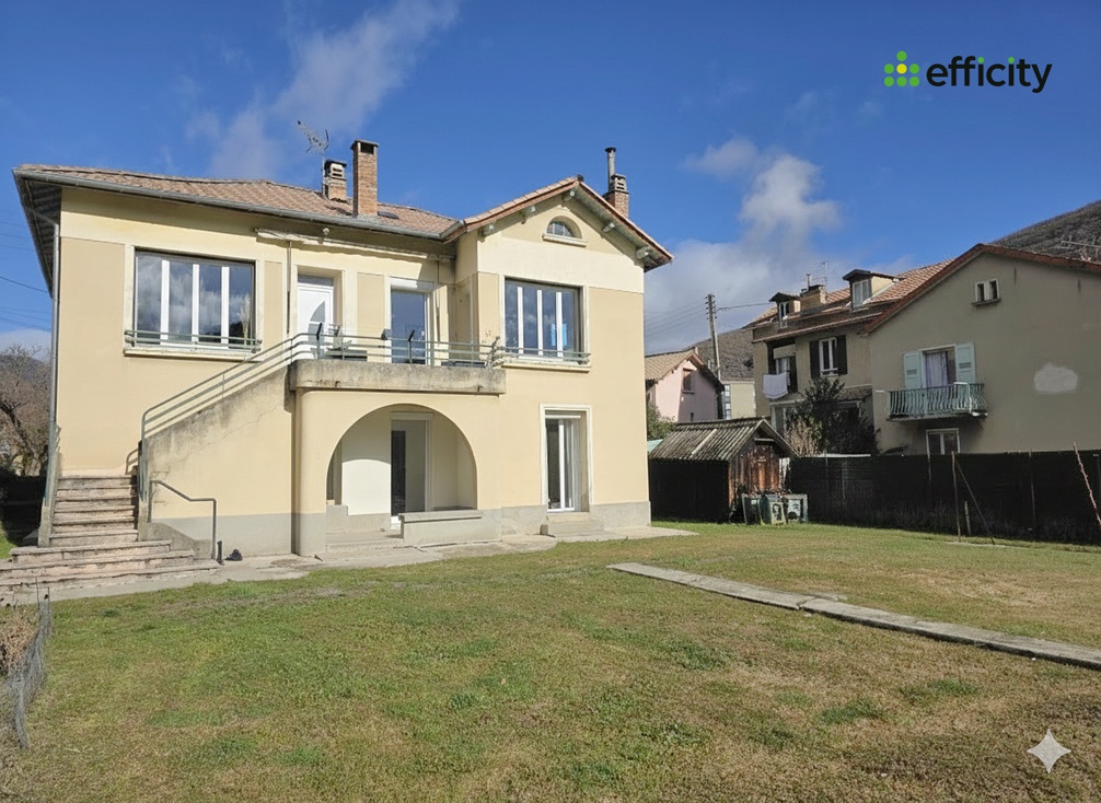 Achat immobilier Maison 6 pièces  120m2 à Digne-les-Bains (04000) - Photo n°1