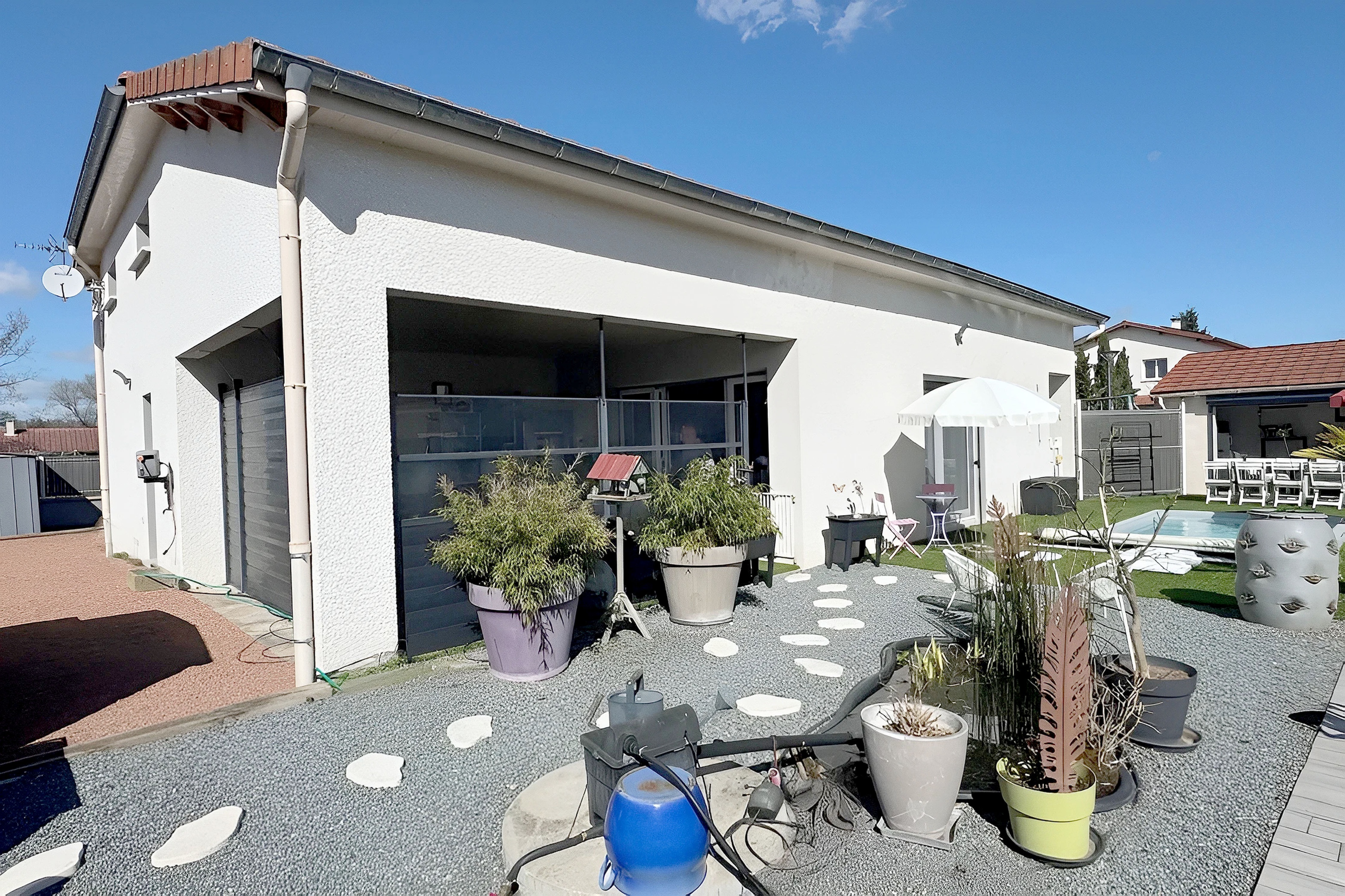 Achat immobilier Maison 7 pièces  189m2 à Riorges (42153) - Photo n°1