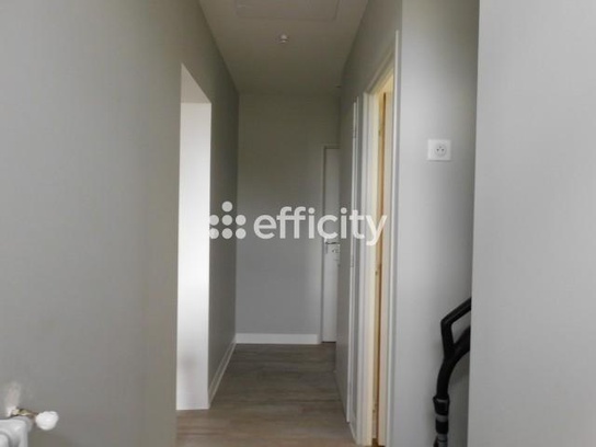 Achat immobilier Maison 4 pièces  80m2 à Saintes (17100) - Photo n°5