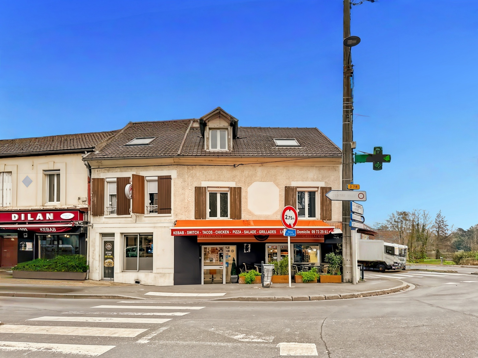 local-commercial  - 150,0m2 à Persan (95340)