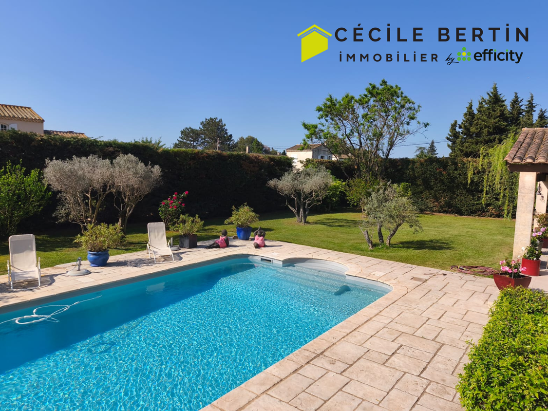 maison 7 pièces - 198m2 à Arles (13200)