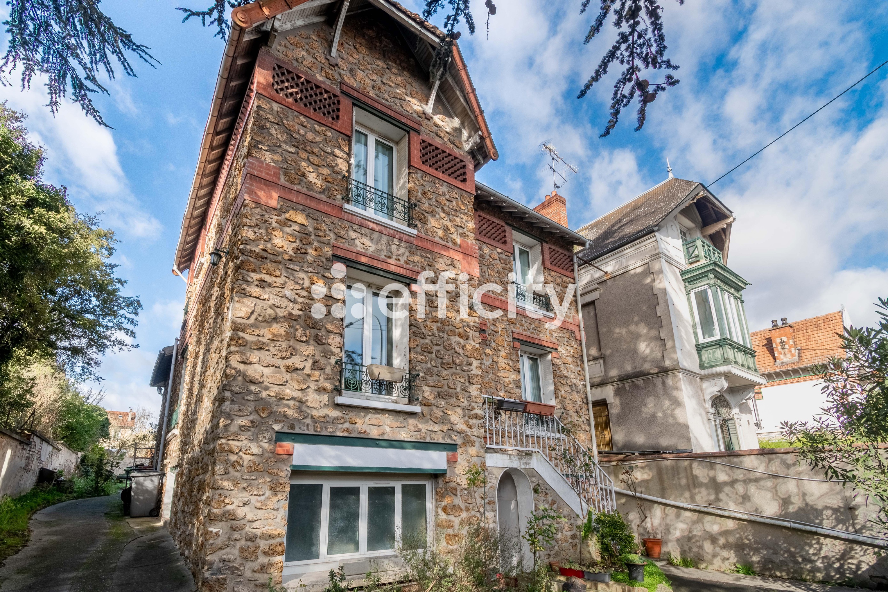 maison 8 pièces - 222m2 à Villeneuve-le-Roi (94290)