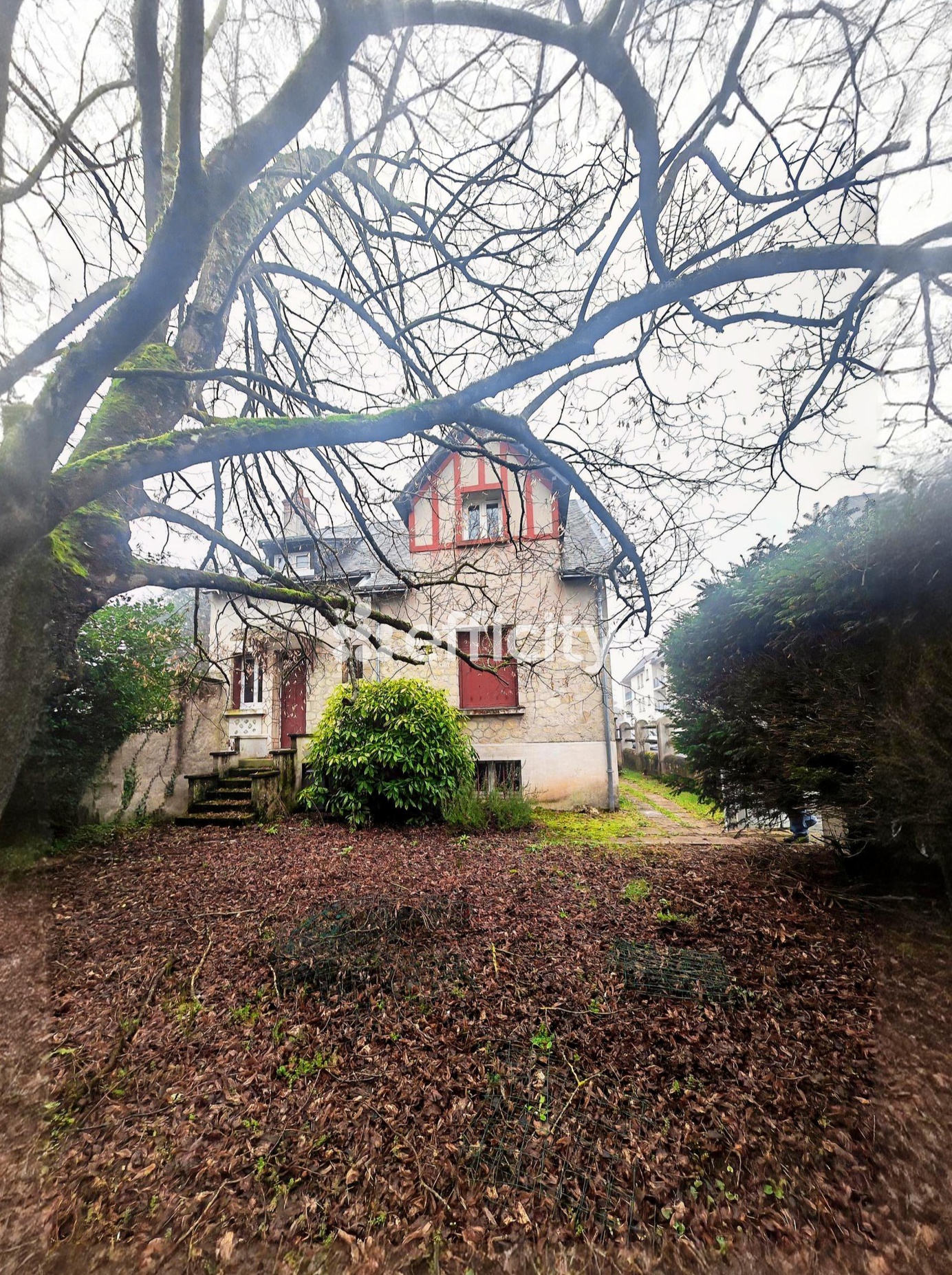 maison 5 pièces - 146m2 à Bléré (37150)