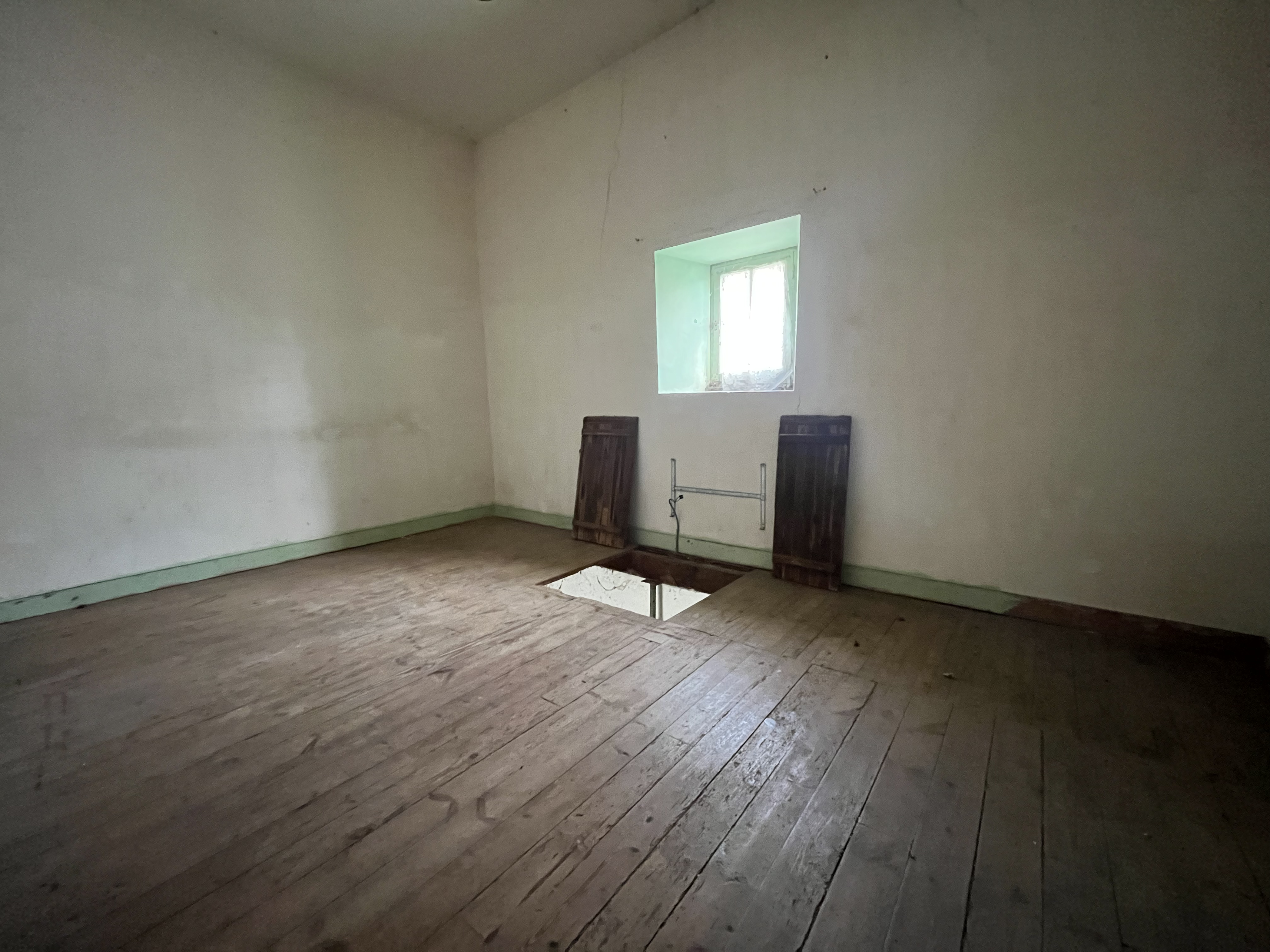 Achat immobilier Maison 5 pièces  79m2 à Saulgond (16420) - Photo n°5