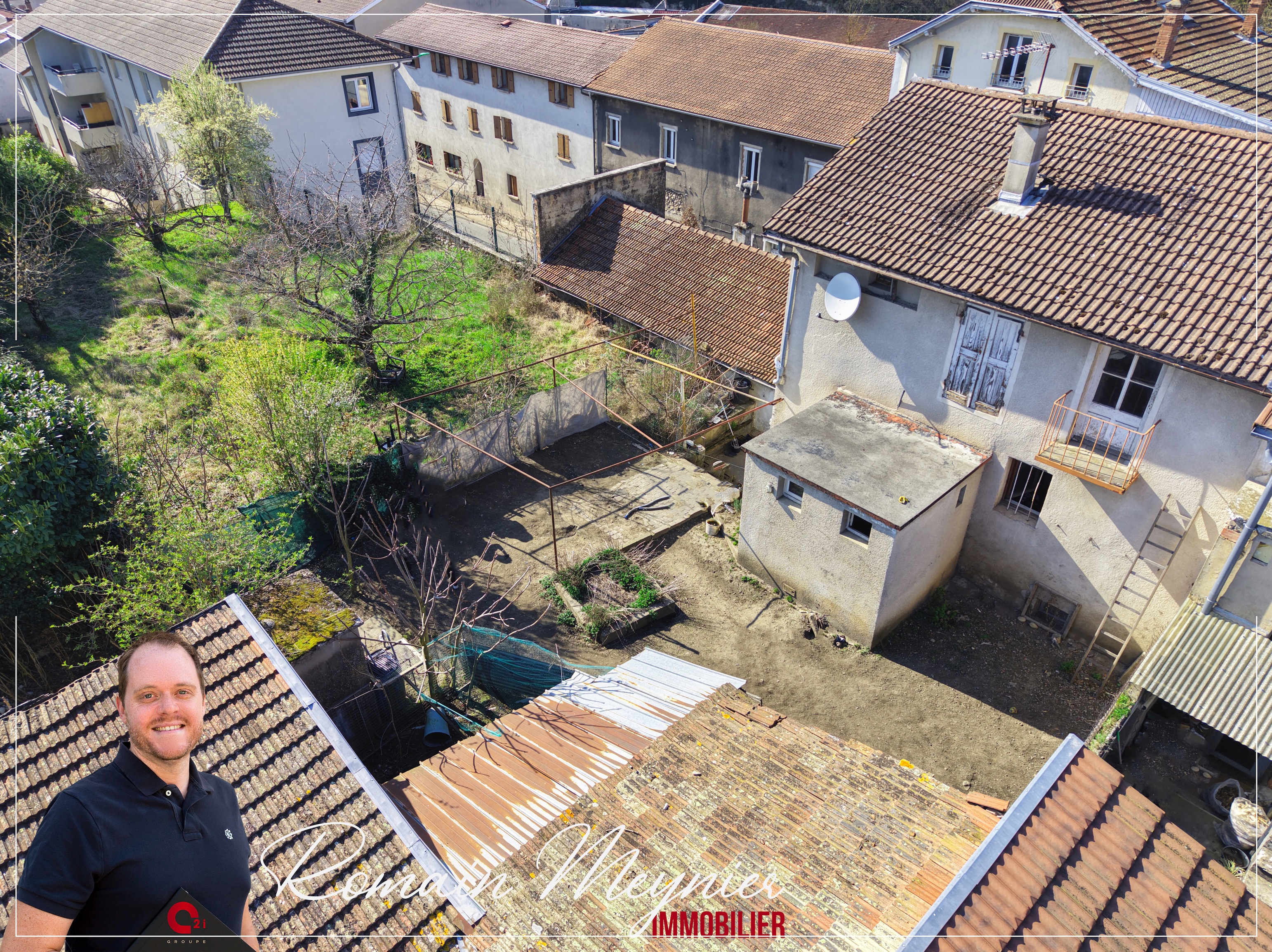 Achat immobilier Maison 10 pièces  200m2 à Saint-Marcellin (38160) - Photo n°1