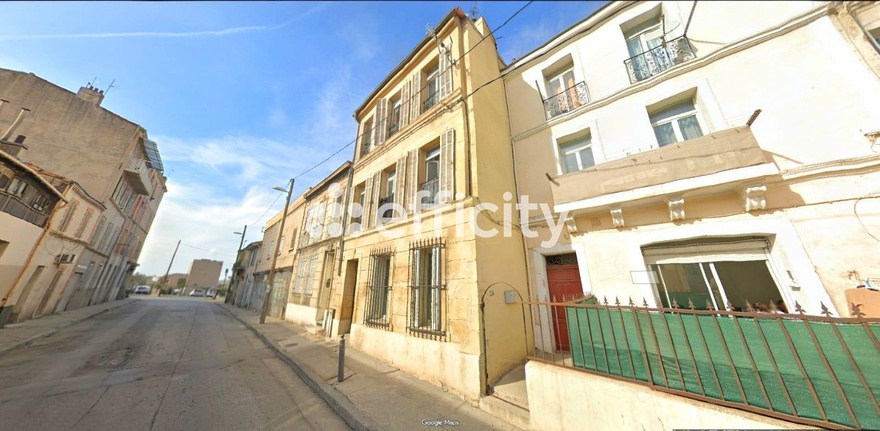 immeuble 11 pièces - 200m2 à Marseille (13015)