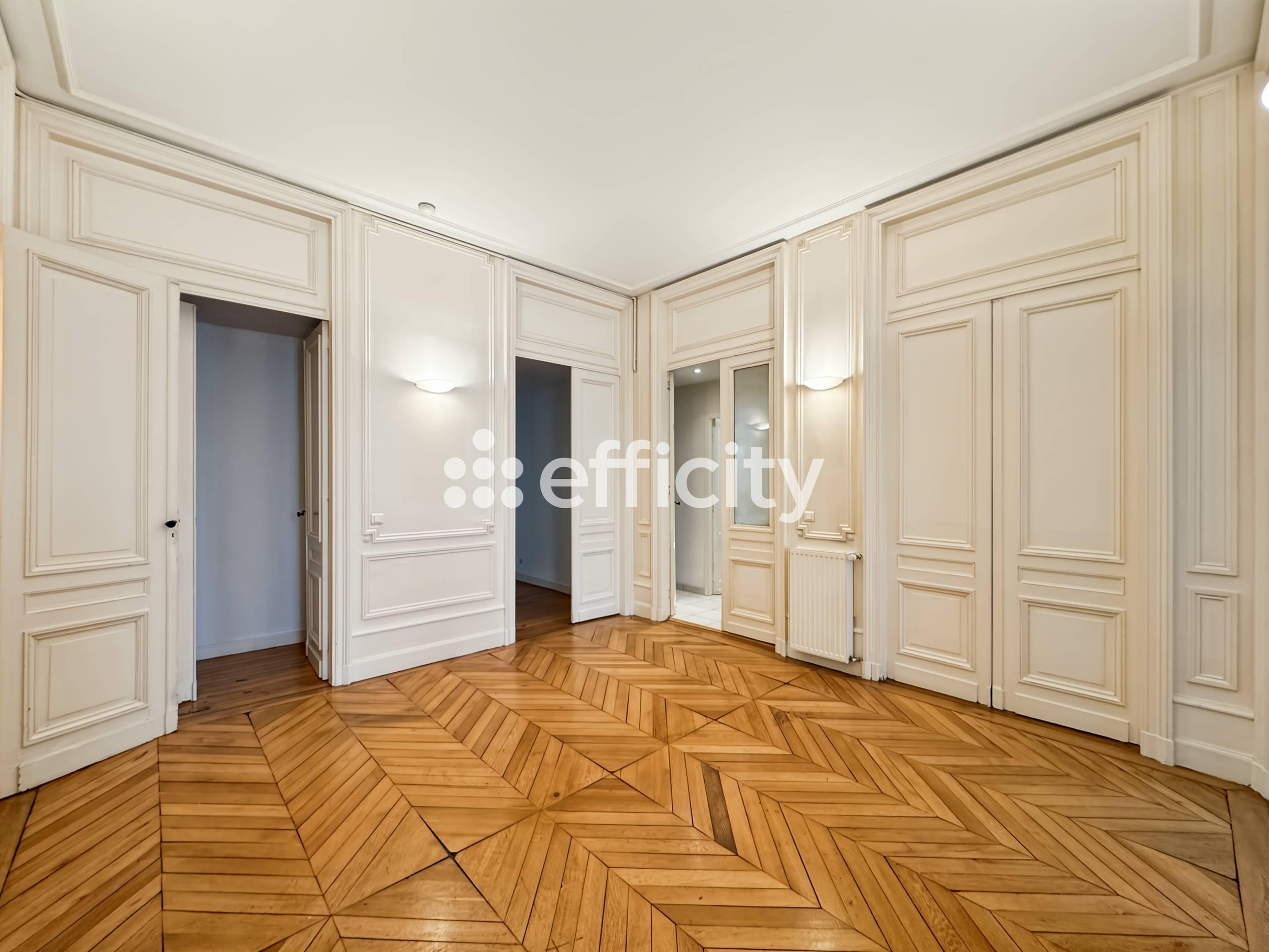 Achat immobilier Appartement 5 pièces  150m2 à Bordeaux (33000) - Photo n°4