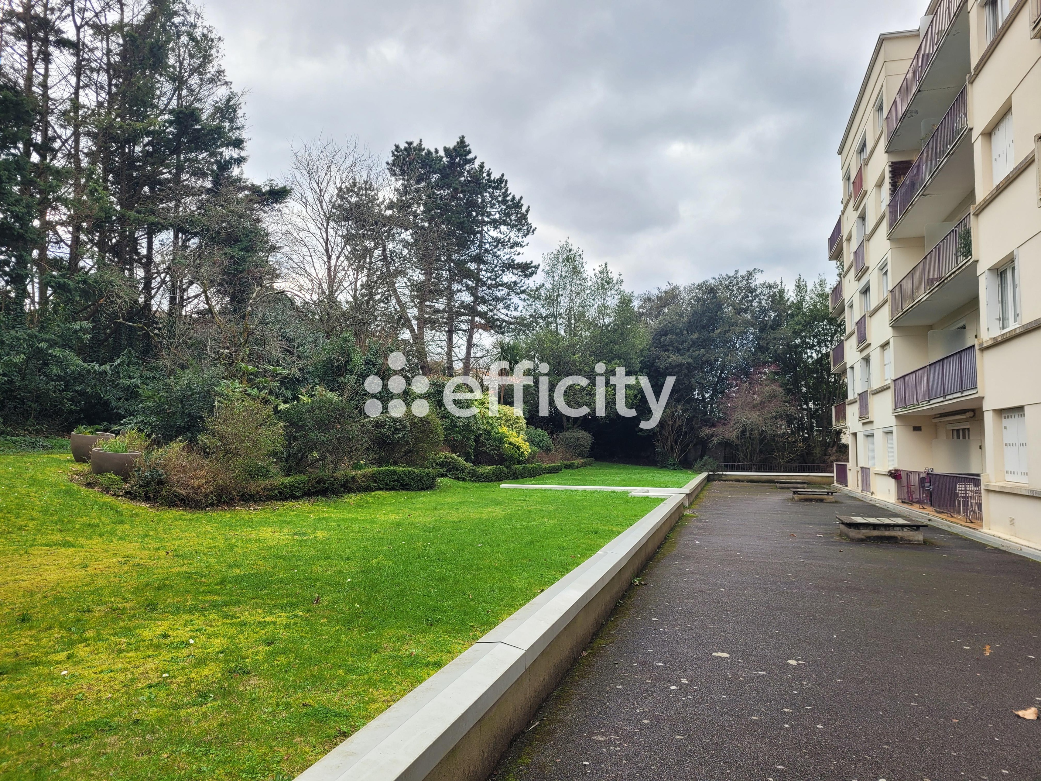 Achat immobilier Appartement 2 pièces  48m2 à Saint-Sébastien-sur-Loire (44230) - Photo n°1