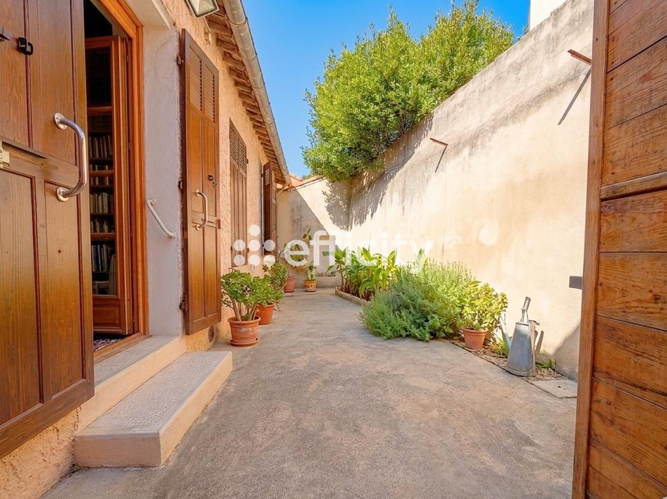Achat immobilier Maison 5 pièces  110m2 à Marseille (13008) - Photo n°1