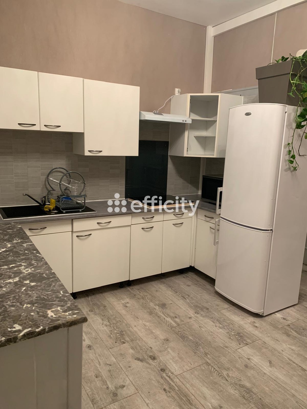 Achat immobilier Immeuble   215m2 à Saintes (17100) - Photo n°4