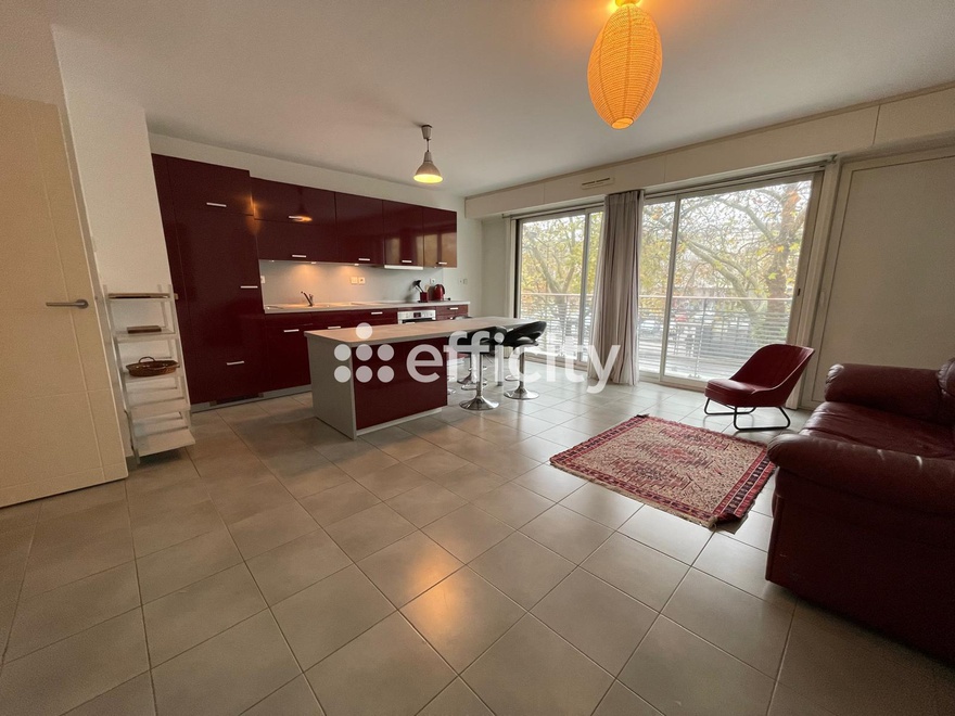 appartement 3 pièces - 64m2 à Nantes (44000)