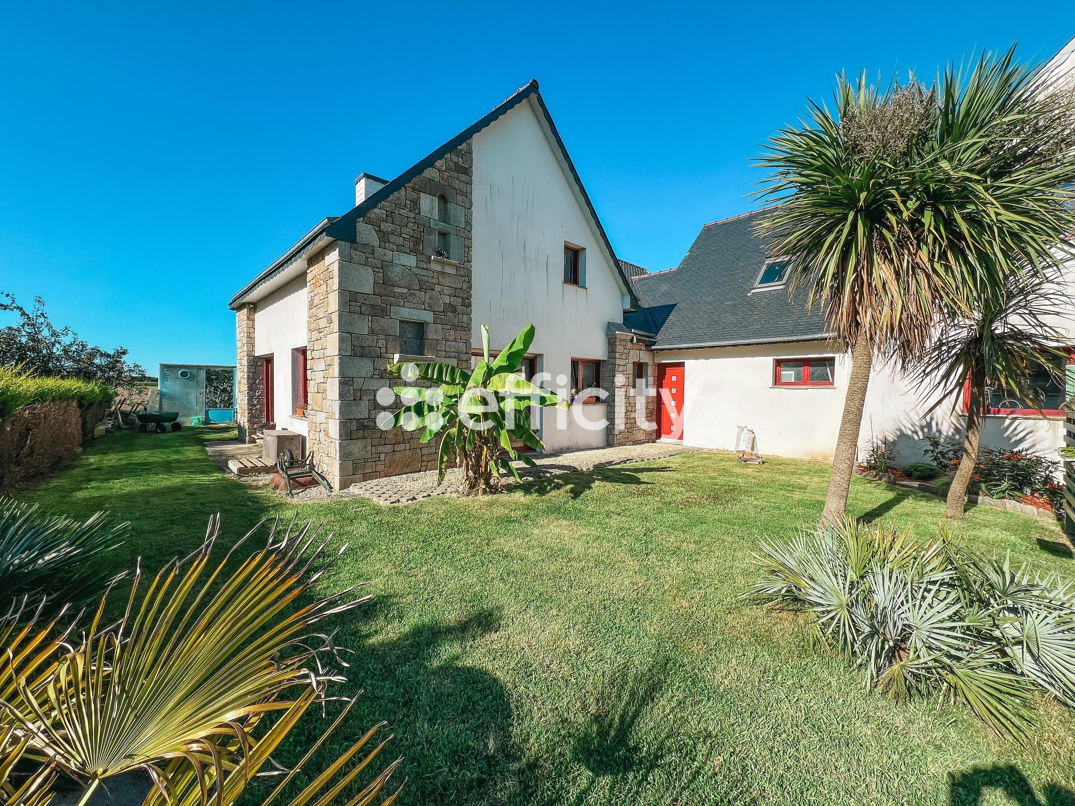 Achat immobilier Maison 5 pièces  140m2 à Kermaria-Sulard (22450) - Photo n°1