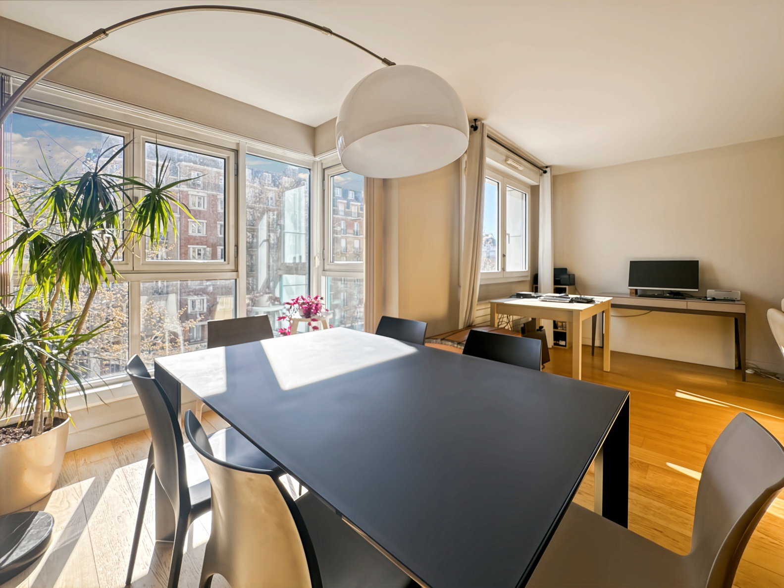 appartement 4 pièces - 80m2 à Paris (75014)