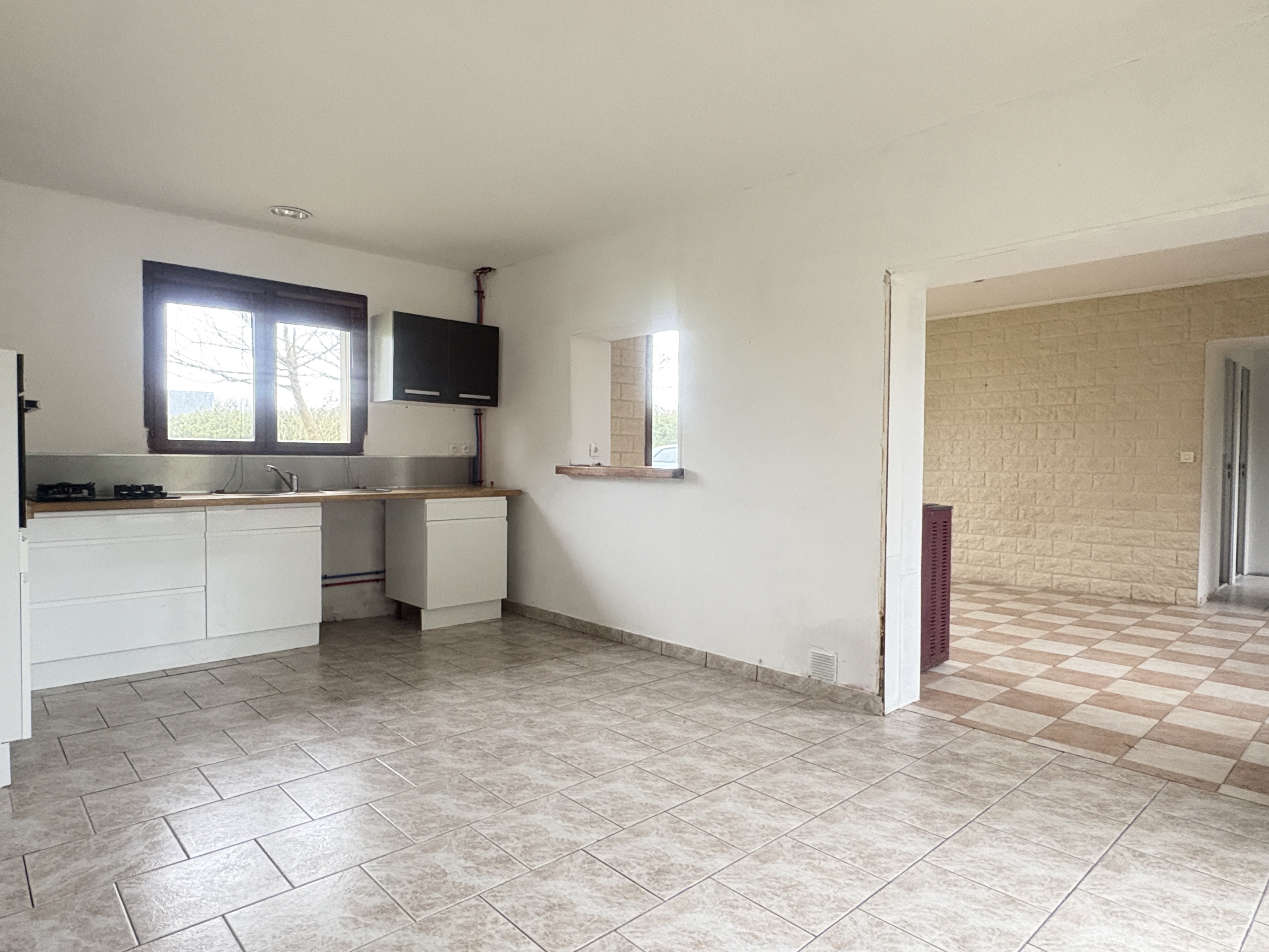 Achat immobilier Maison 4 pièces  93m2 à Millières (50190) - Photo n°4