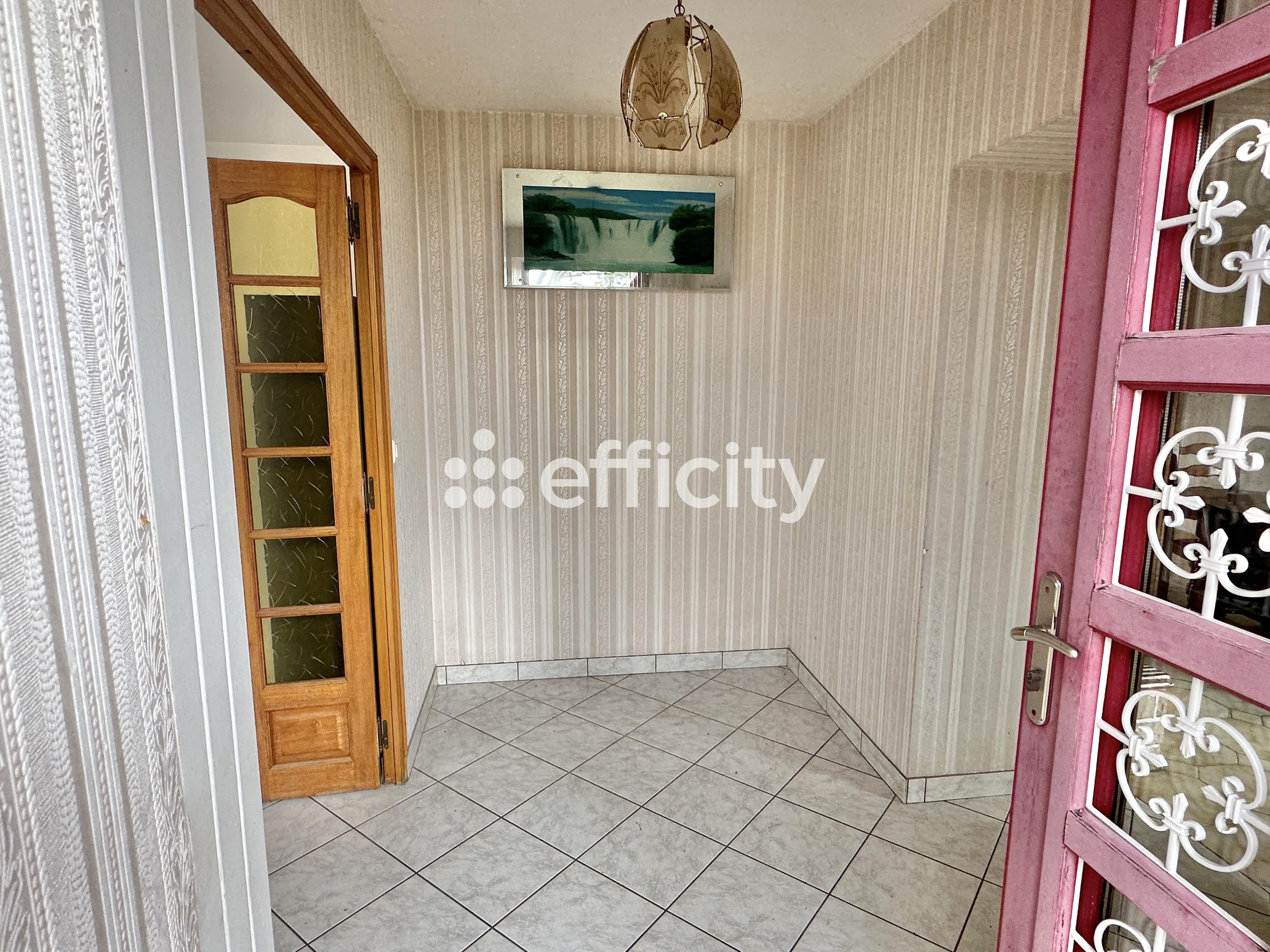 Achat immobilier Maison 5 pièces  104m2 à Saint-Julien-de-Concelles (44450) - Photo n°6
