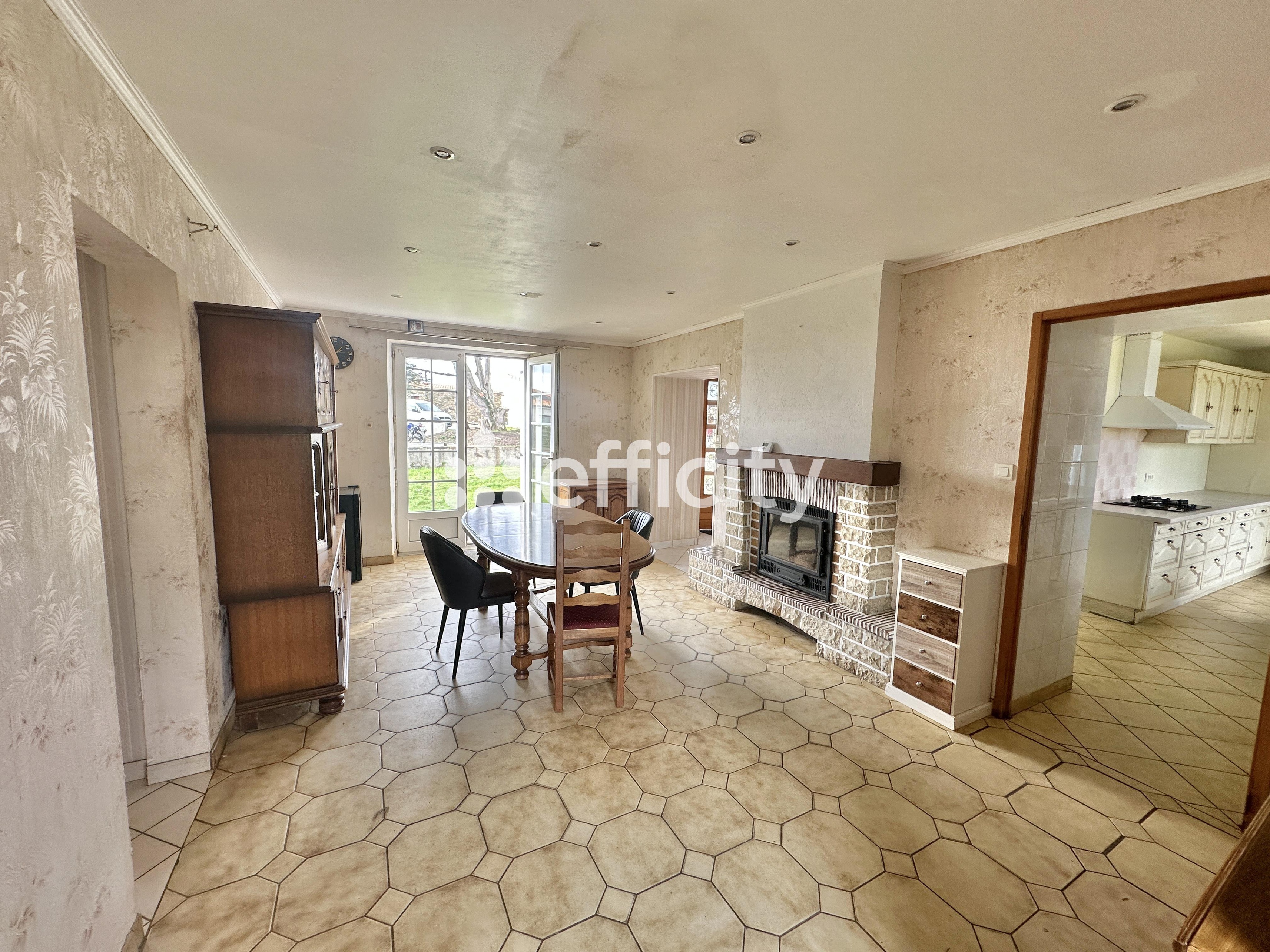 Achat immobilier Maison 5 pièces  104m2 à Saint-Julien-de-Concelles (44450) - Photo n°4