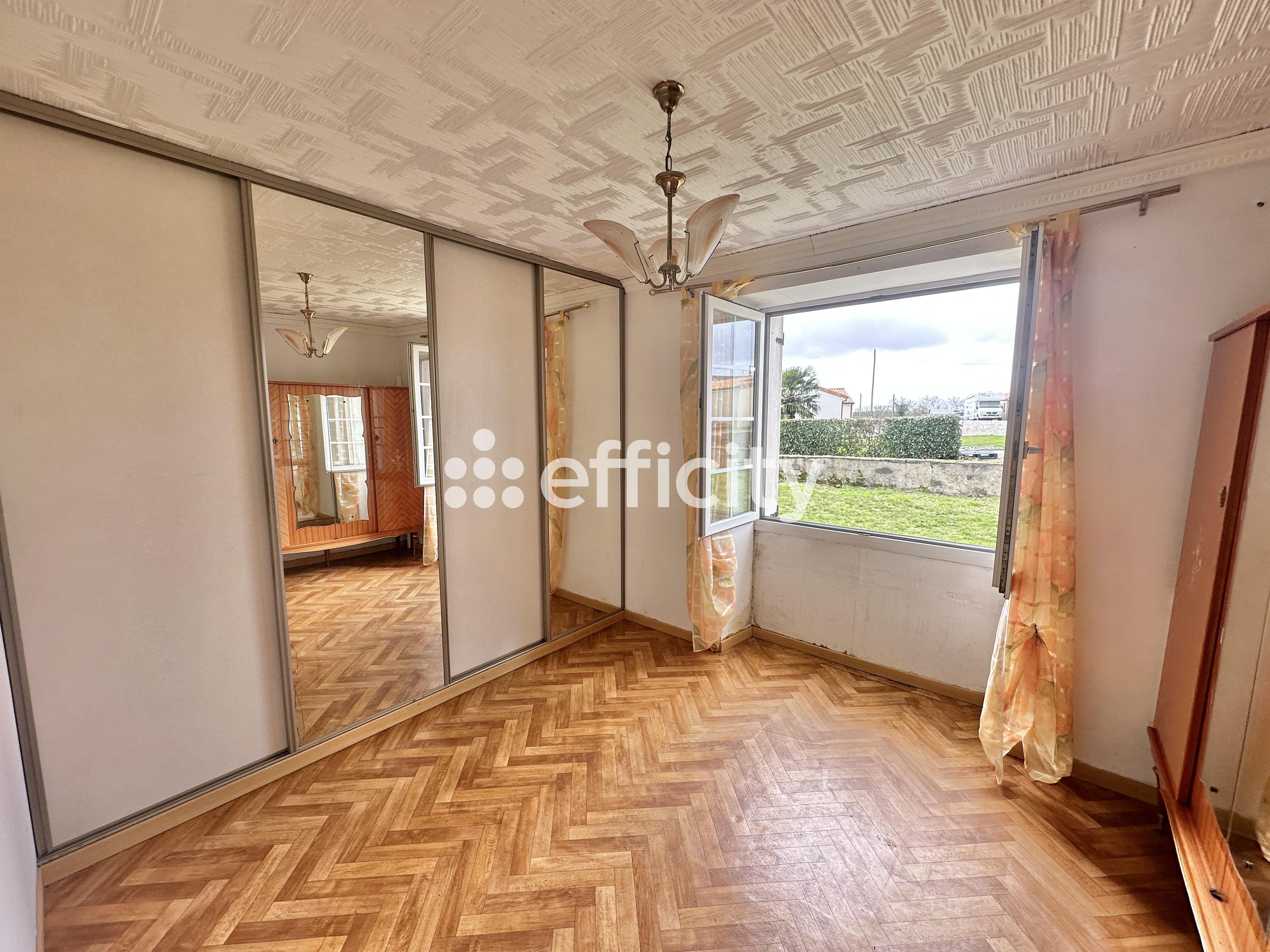 Achat immobilier Maison 5 pièces  104m2 à Saint-Julien-de-Concelles (44450) - Photo n°9