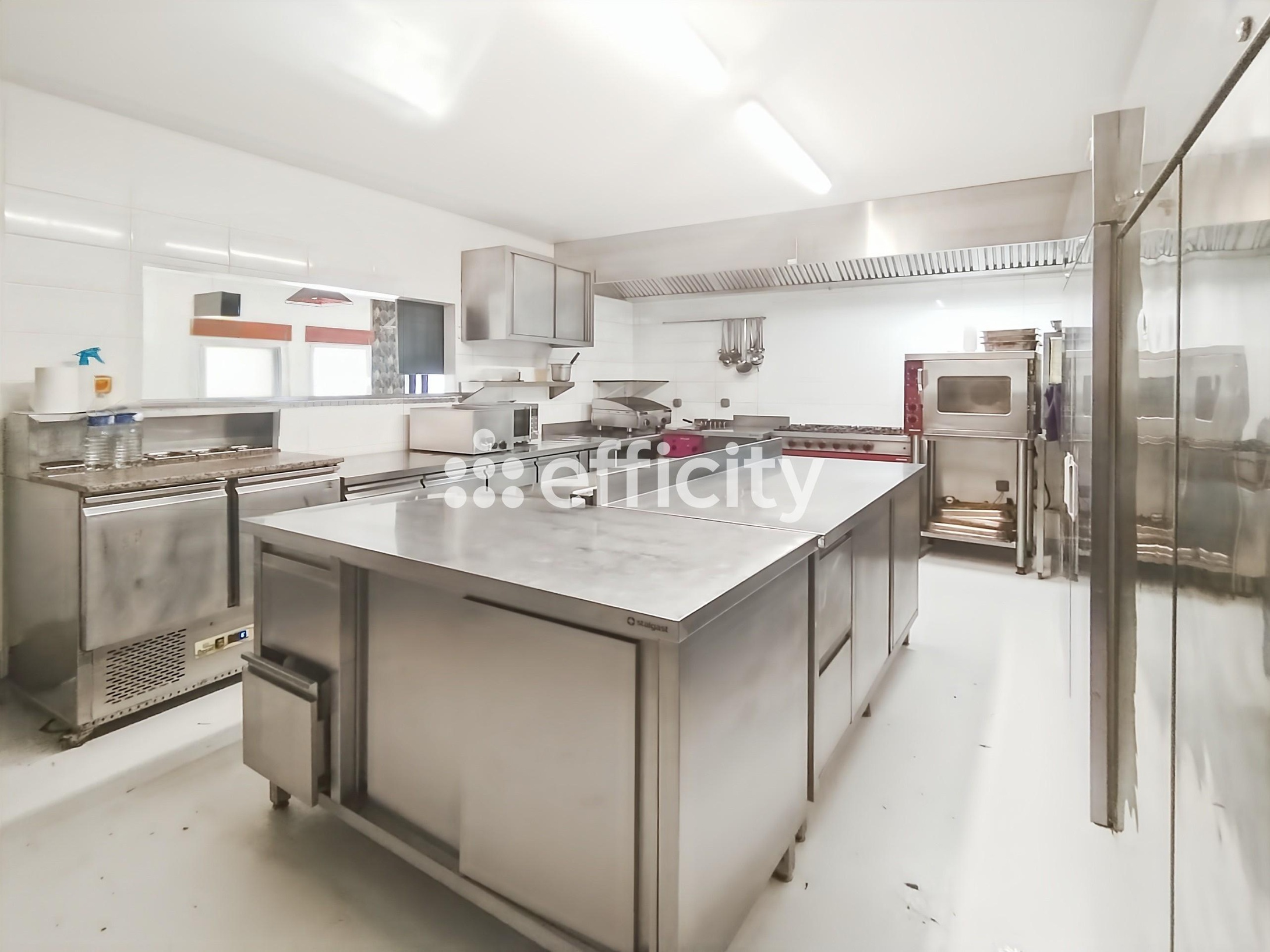 Achat immobilier Fonds de commerce   250m2 à Le Thou (17290) - Photo n°4