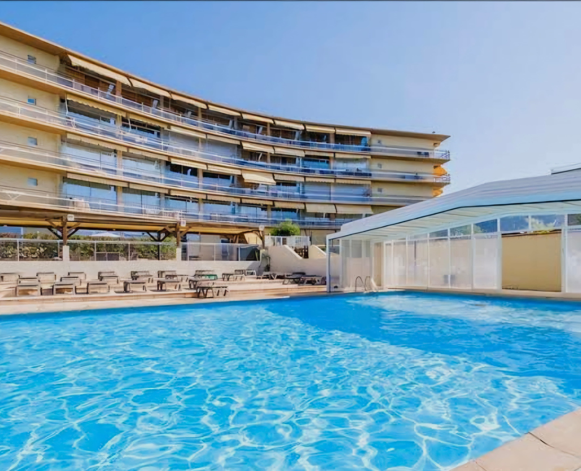 appartement 1 pièces - 23m2 à Saint-Laurent-du-Var (06700)