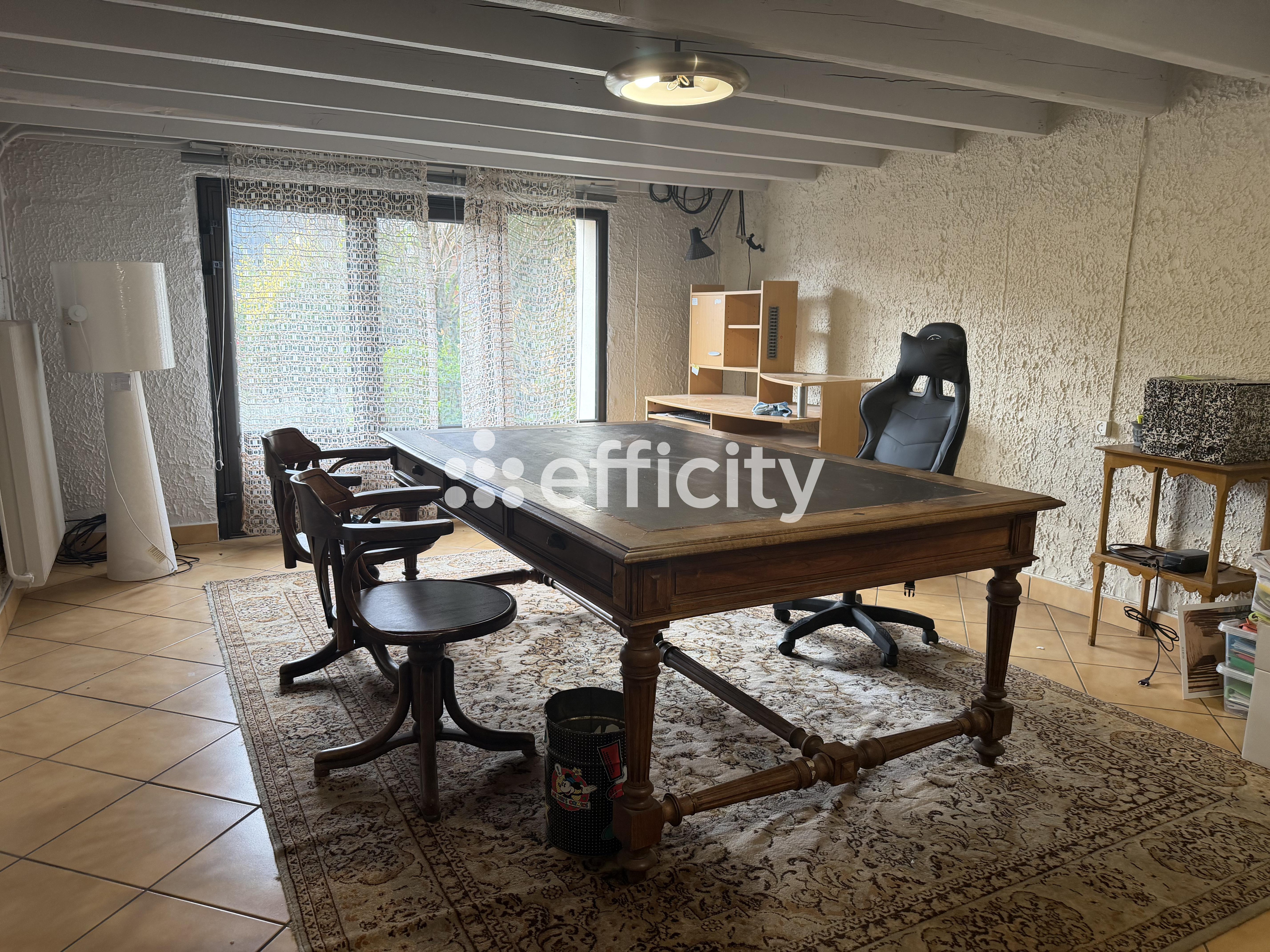 Achat immobilier Maison 10 pièces  200m2 à Saint-Priest-en-Jarez (42270) - Photo n°12